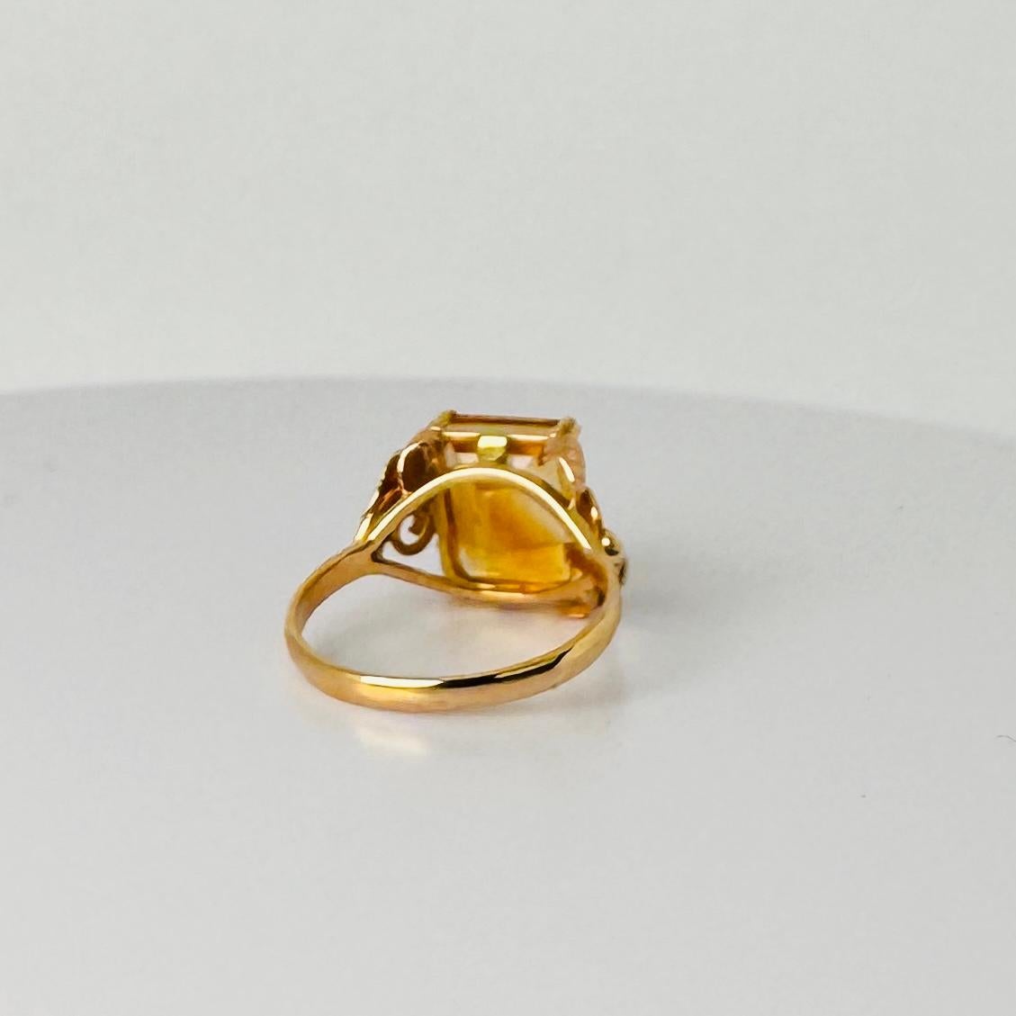 Bague solitaire européenne vintage en or jaune 14 carats avec citrine ocre facettée 3