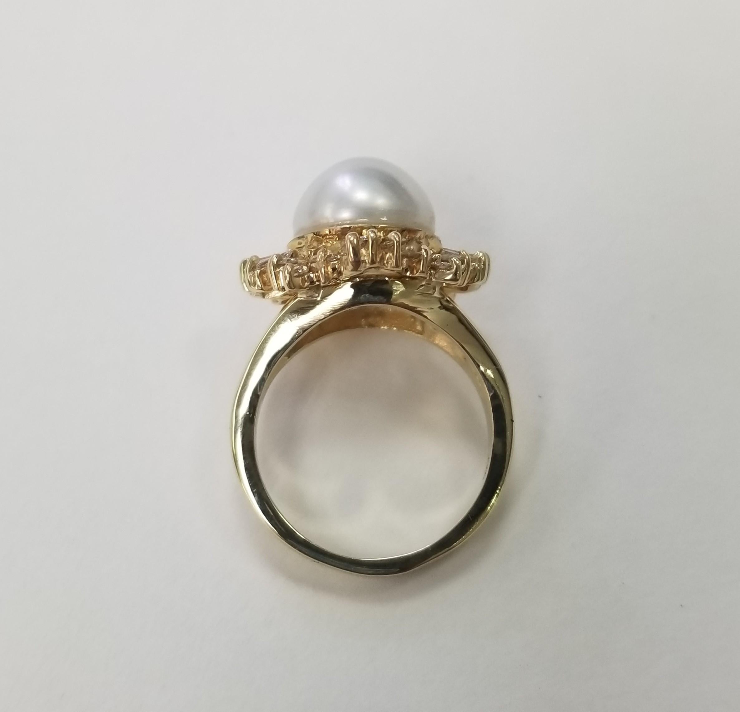 Baguette Cut 14k Yellow Gold South Sea Pearl and Diamonds Cocktail Ring For Sale