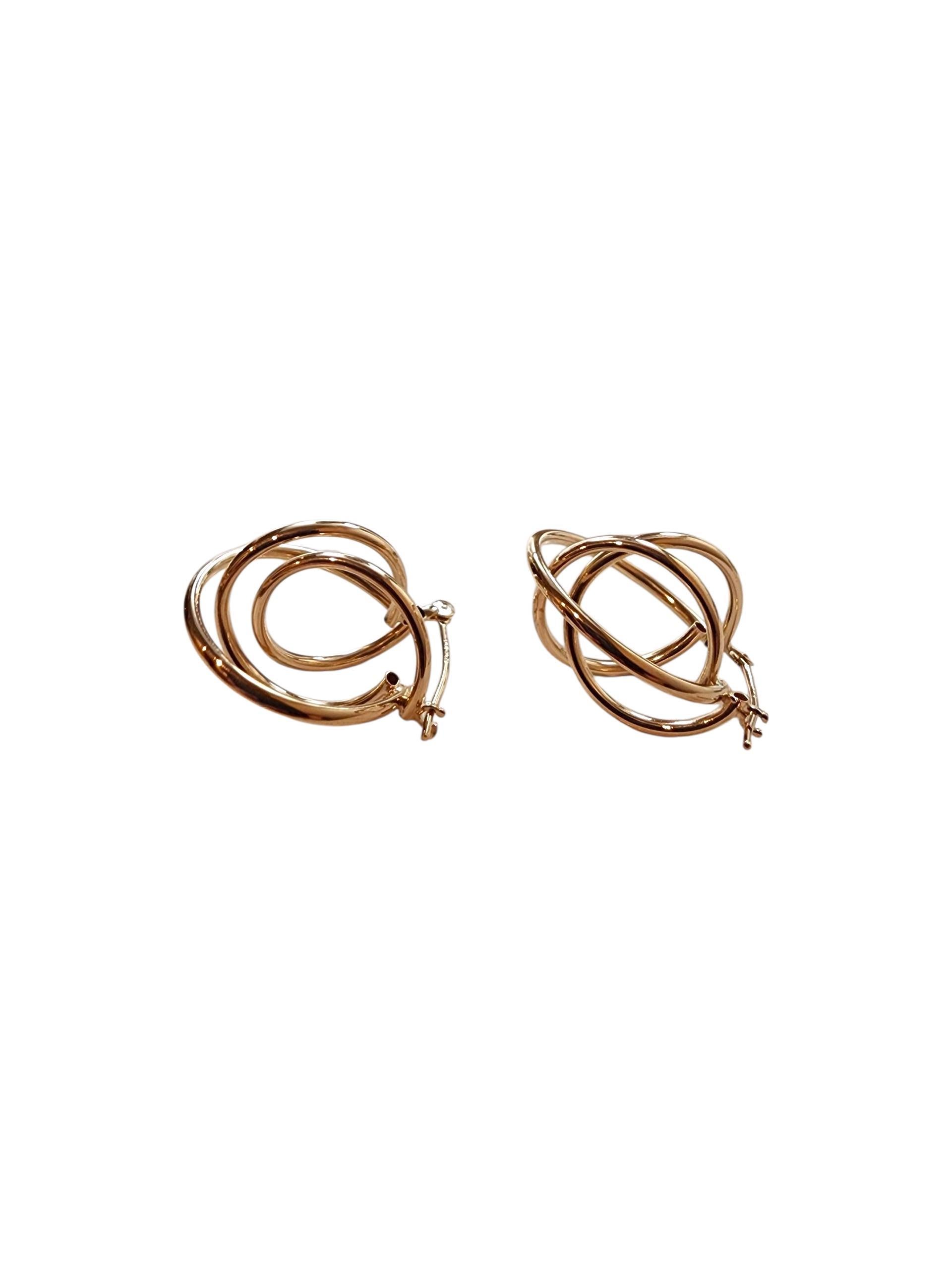 14K Yellow Gold Sphere Earrings #22787 In Good Condition For Sale In Washington Depot, CT