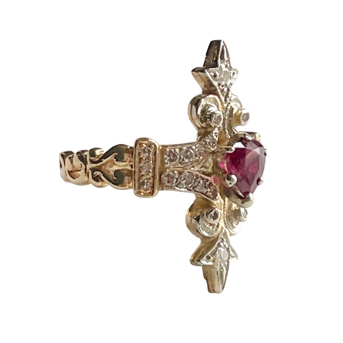 14k Yellow Gold Split Shank Filigree Diamond and Red Pear Ruby Gemstone Ring In Good Condition In Addison, TX