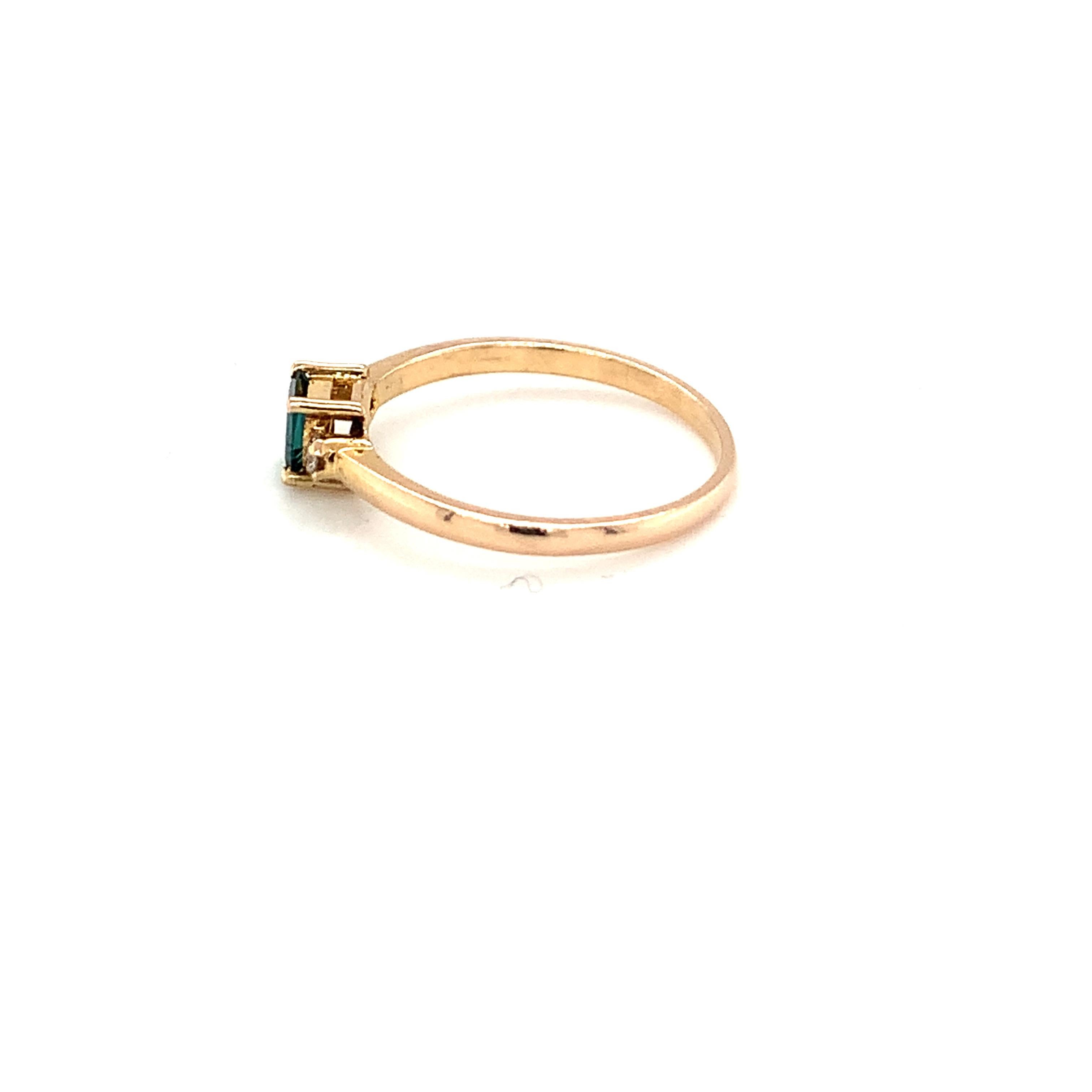 14K Yellow Gold Square Cut Green Tourmaline Diamond Ring For Sale 3