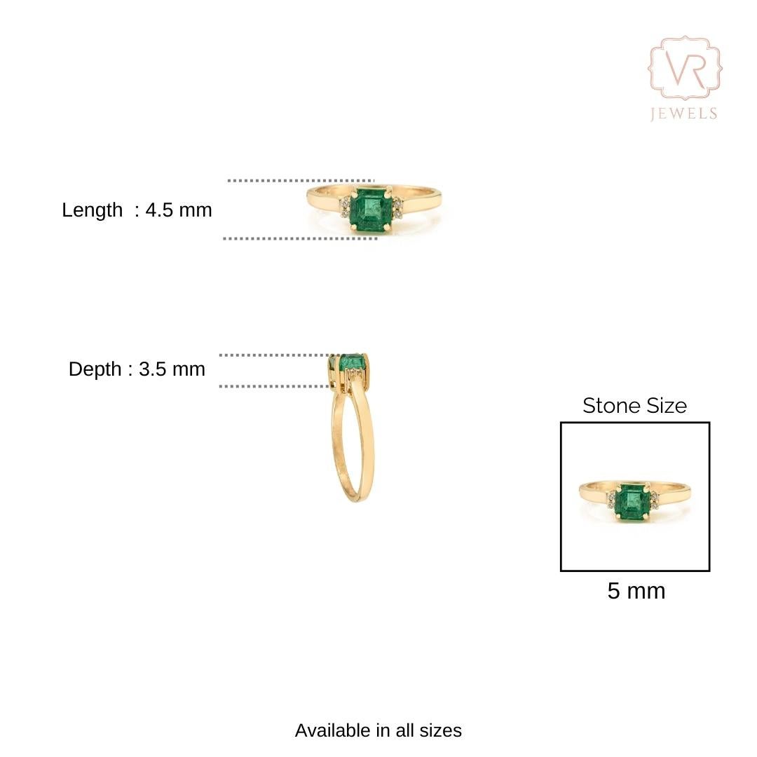 For Sale:  14K Yellow Gold Square Cut Natural Emerald & Diamond Three-Stone Minimalist Ring 10