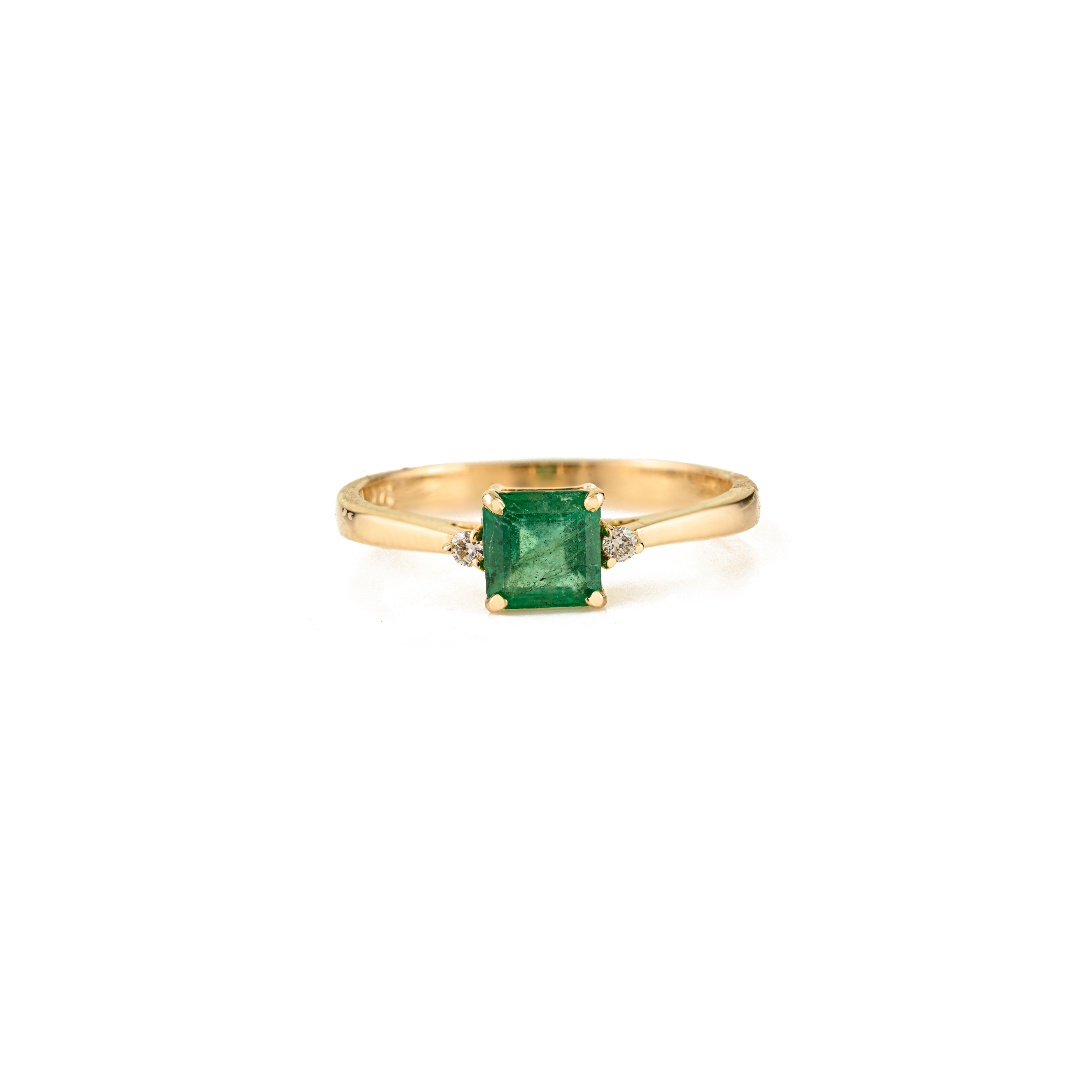 For Sale:  14K Yellow Gold Square Cut Natural Emerald & Diamond Three-Stone Minimalist Ring 3