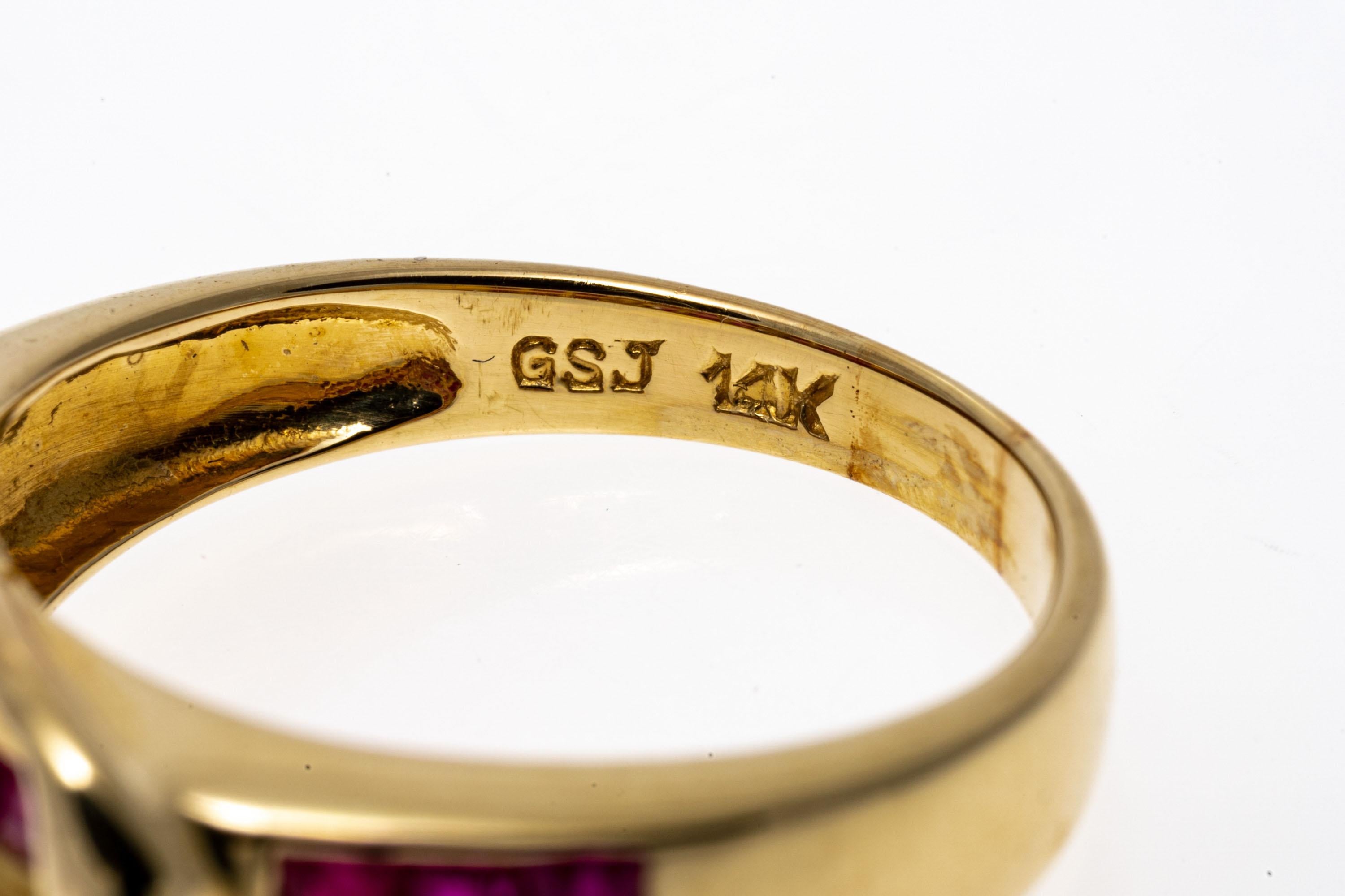 14k Gelbgold Quadratischer Rubin- und Diamantschnalle Ring im Angebot 3