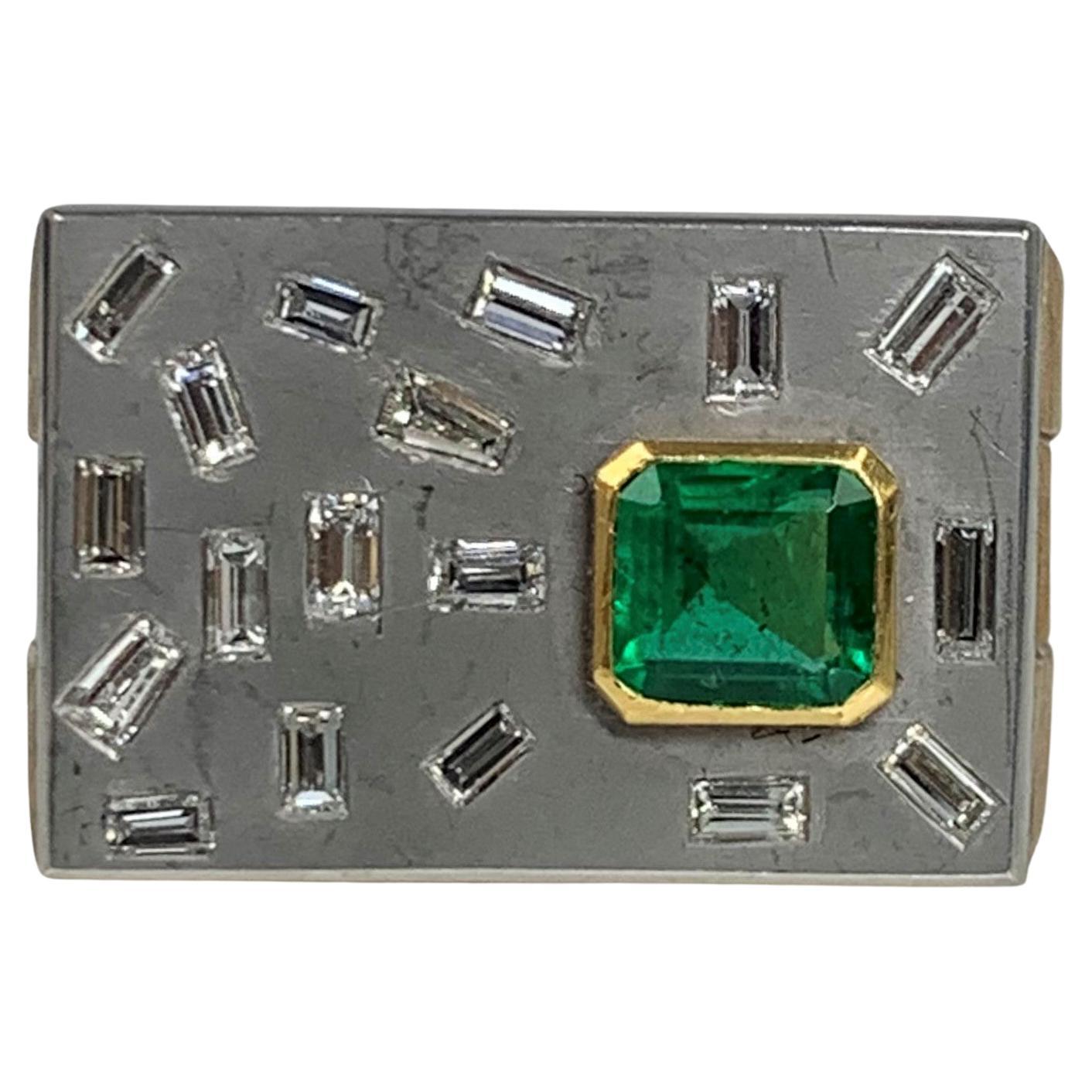 14K Yellow Gold Square Shaped Emerald Diamond Ring