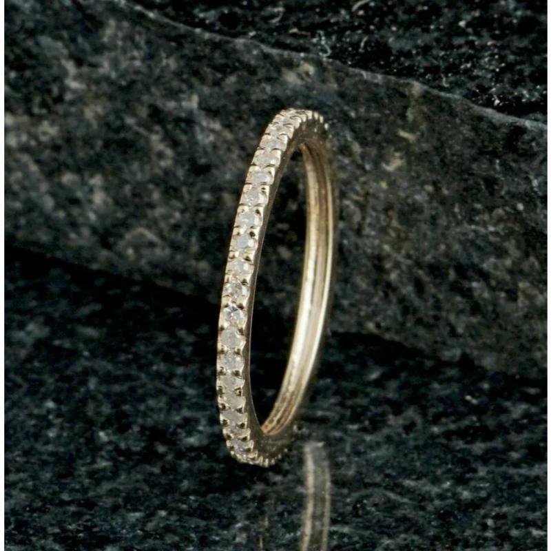 Taille ronde Bague en or jaune 14K avec diamant véritable pour usage quotidien Bague unisexe en vente