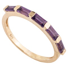 14k Gelbgold Stapelbarer Amethyst-Halbbandring mit halber Ring, Geschenk für sie