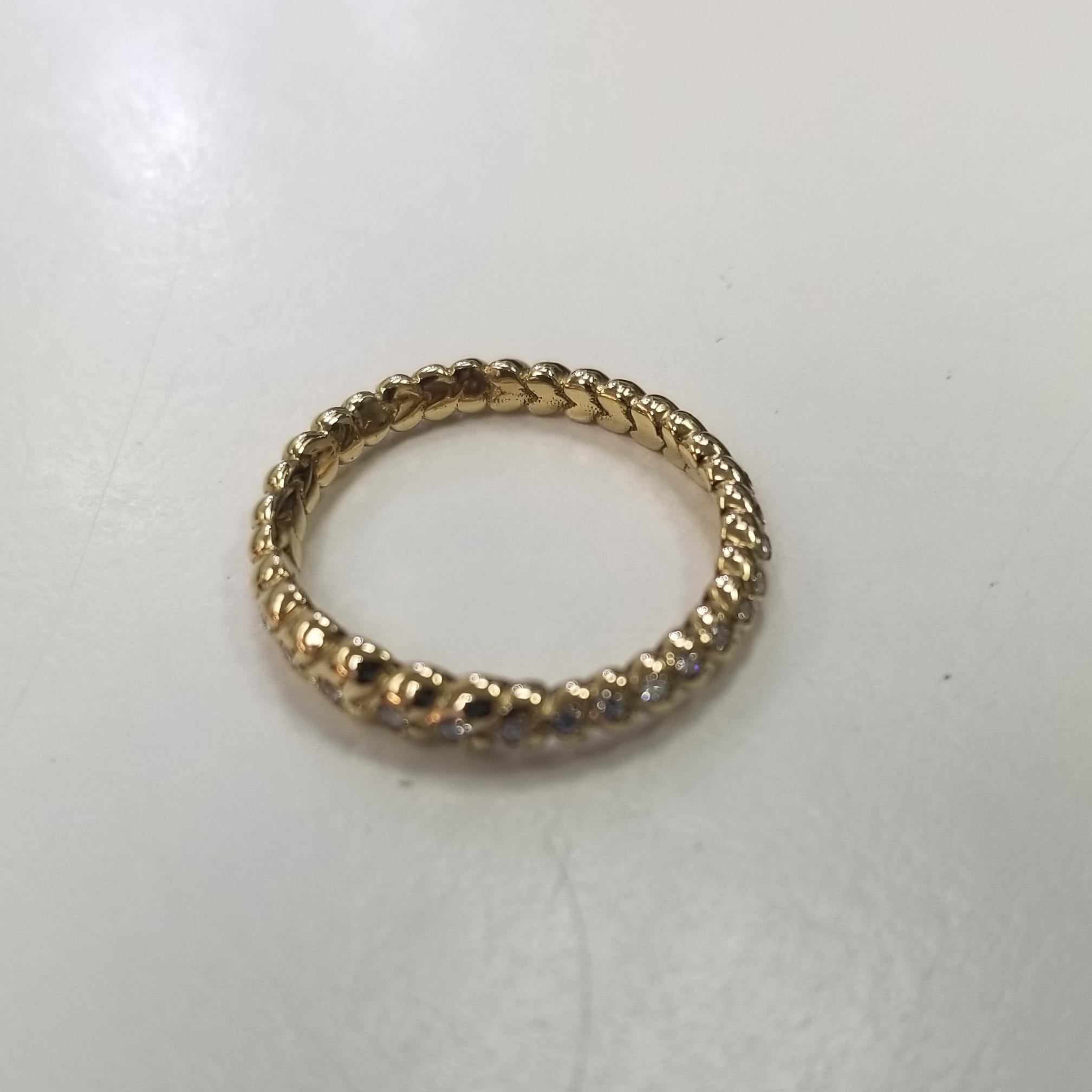 Modern 14k Yellow Gold Stackable Graduating 