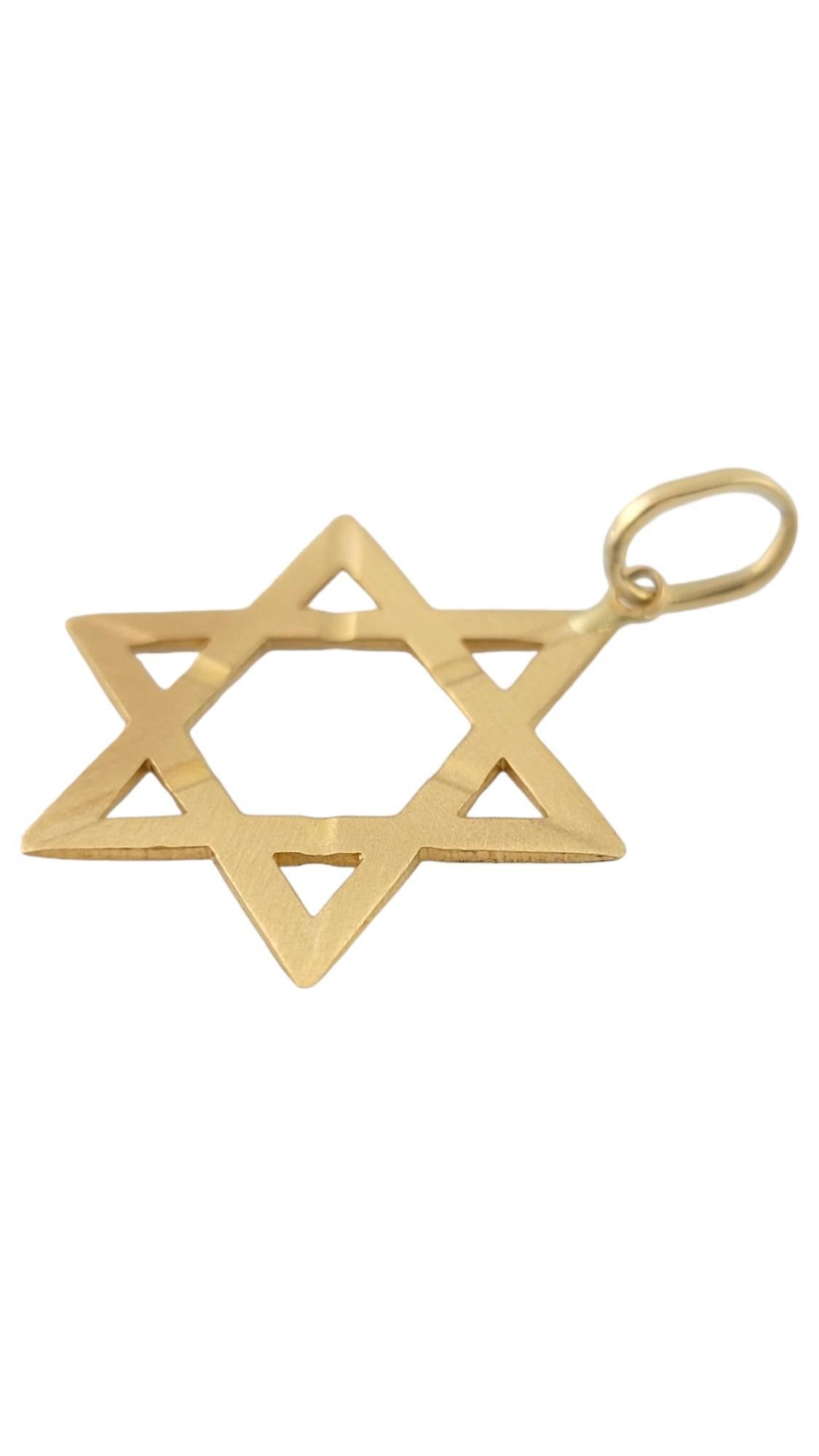 Vintage 14K Yellow Gold Star of David Pendant

This gorgeous star of David pendant is crafted from 14K yellow gold and would look gorgeous on a chain!

Size: 26.75mm X 21.70mm X 0.77mm
Length w/ bail: 33.56mm

Weight: 1.4 dwt/ 2.1 g

Tested