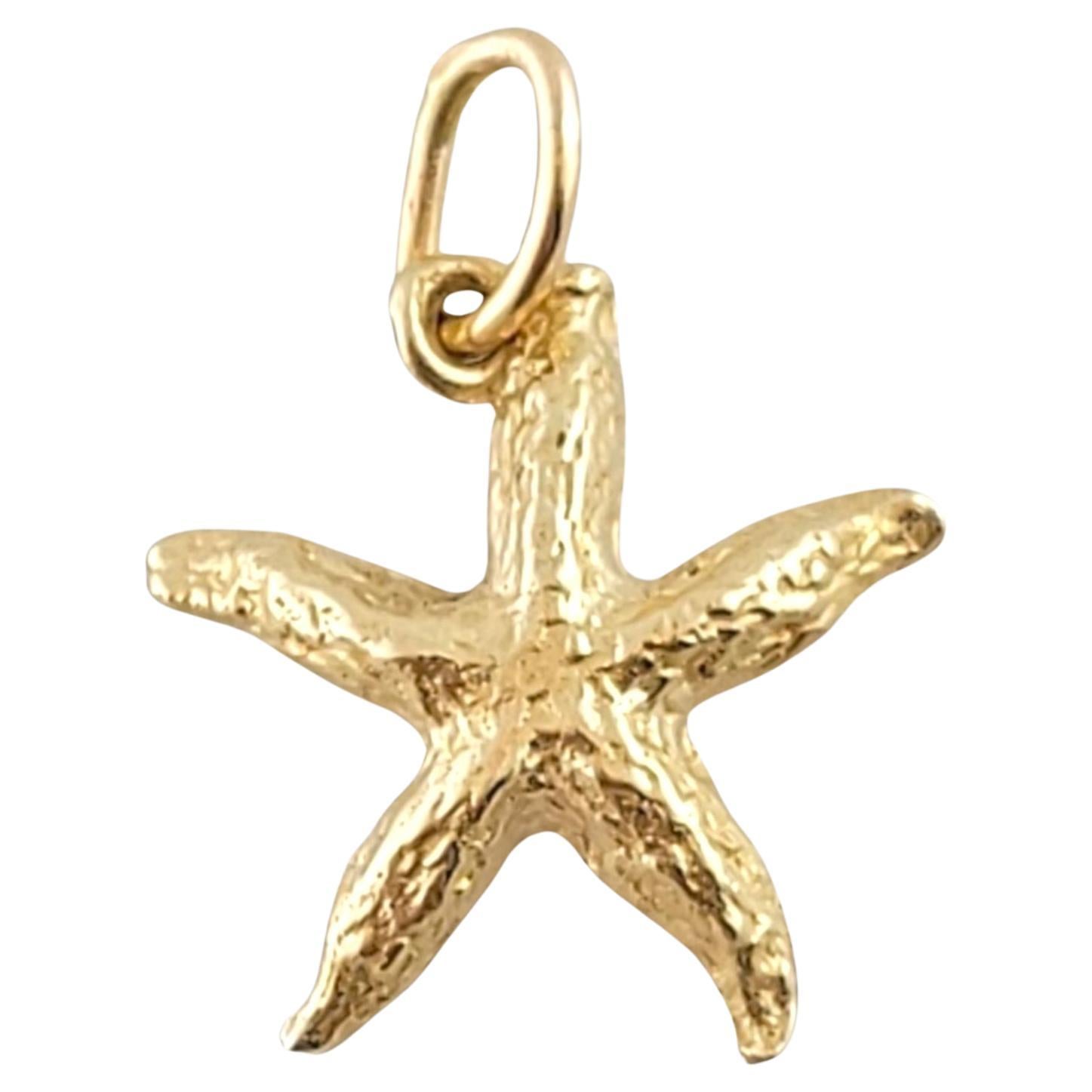 14K Yellow Gold Starfish Sea Star Charm #14867 For Sale