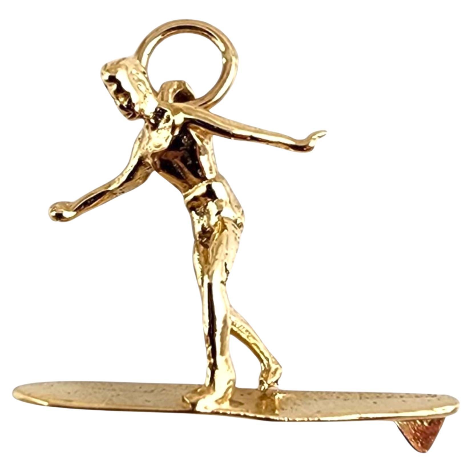 14K Yellow Gold Surfer Charm #22513 For Sale