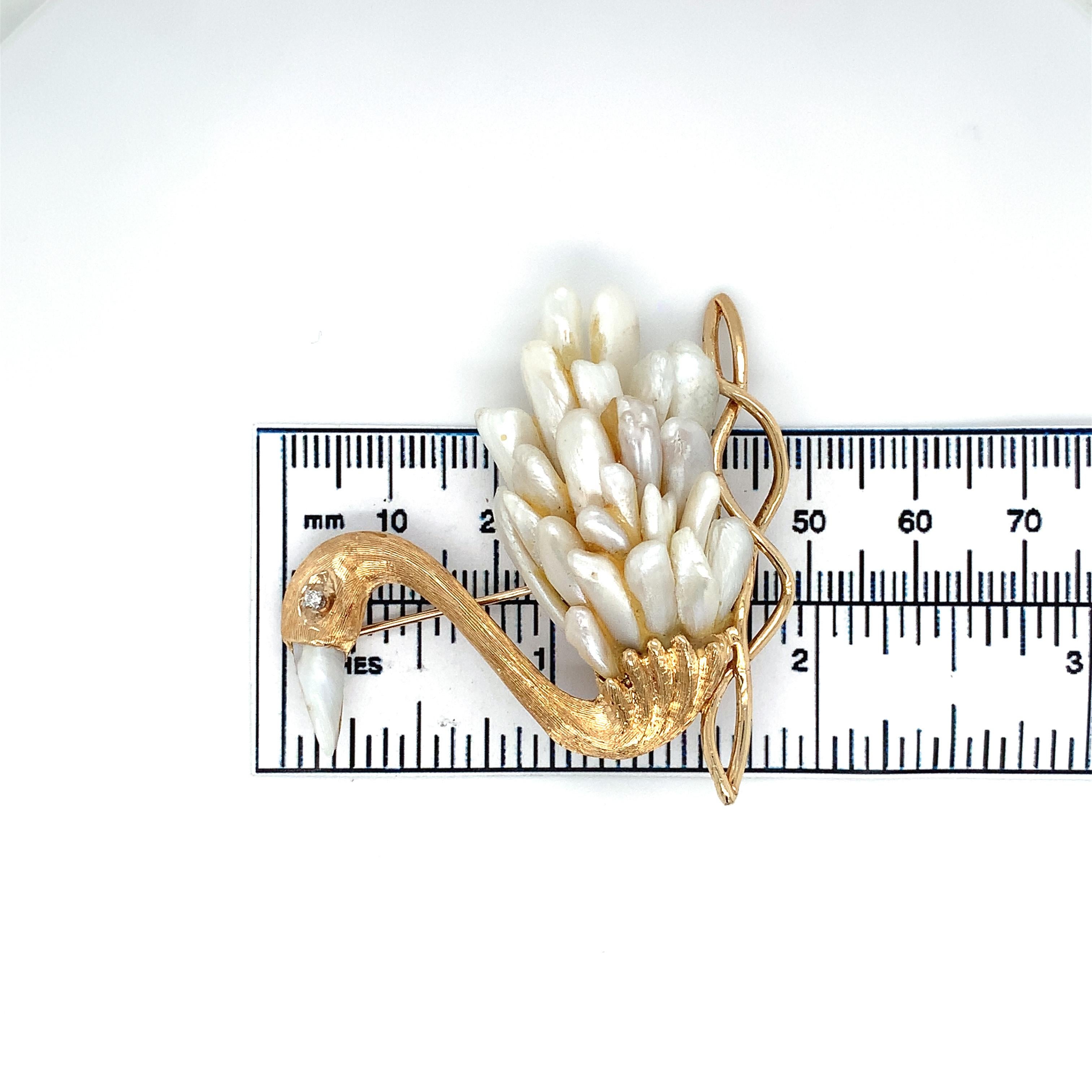 14K  Yellow Gold Swan Brooch Pin with Freshwater River Pearls For Sale 4