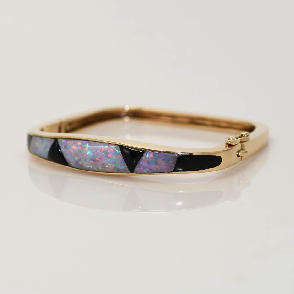 14K Yellow Gold Synthetic Opal & Onyx Bangle Bracelet 26.5g For Sale 1