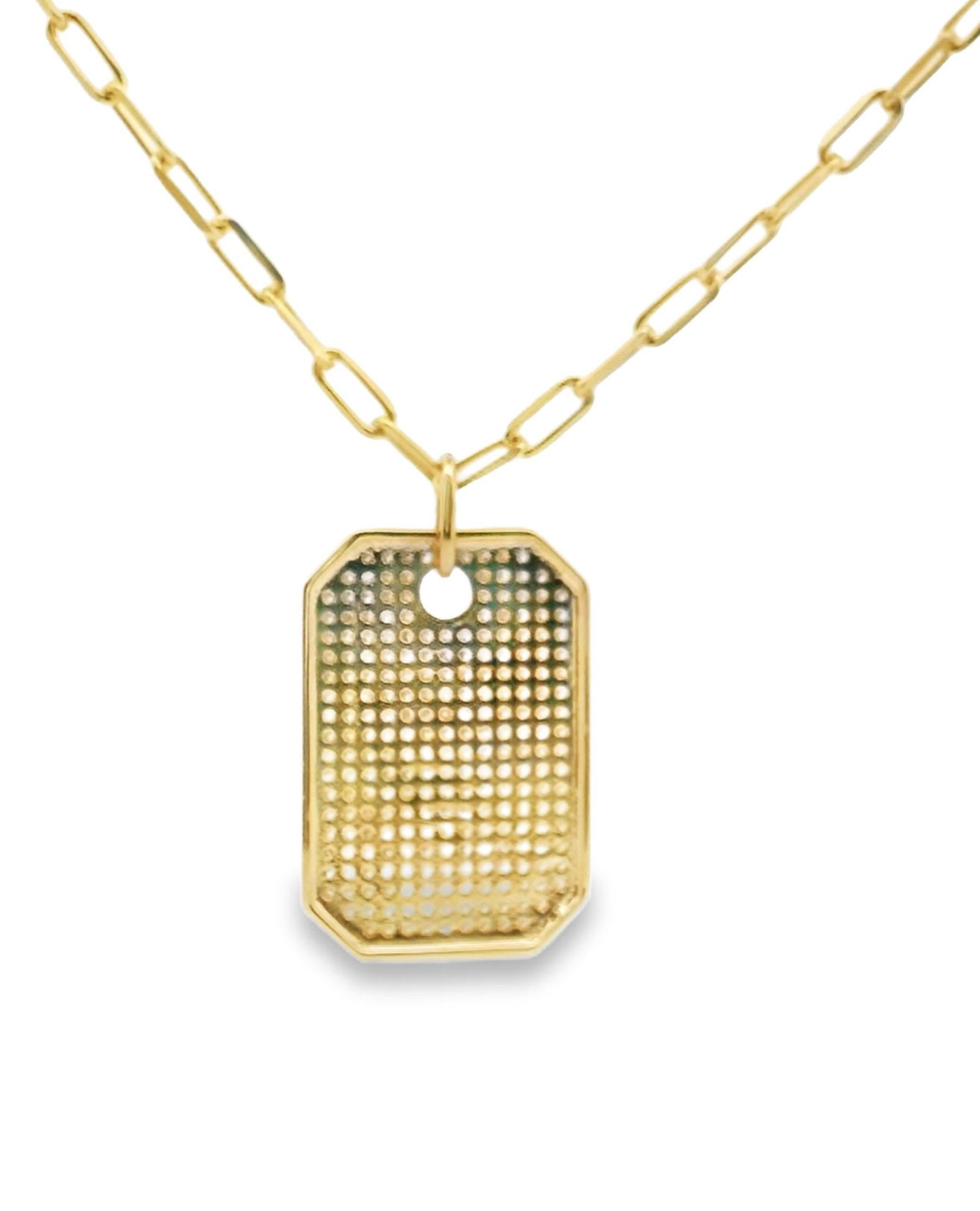 Collar colgante de oro amarillo de 14 quilates con diamantes con un peso total de 0,72 quilates.  El colgante se desliza sobre una cadena sujetapapeles de oro amarillo de 14 quilates de 18 pulgadas.