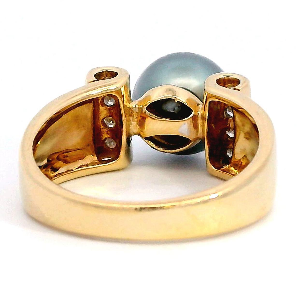 Round Cut 14K Yellow Gold Tahitian Pearl Diamond Ring For Sale