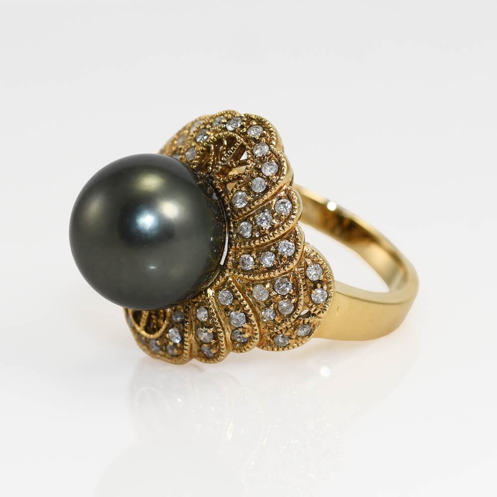 14k Yellow Gold Tahitian Pearl & Diamond Ring  For Sale 4