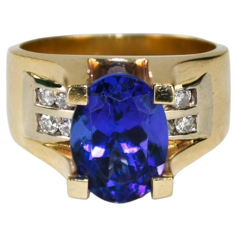 14K Yellow Gold Tanzanite & Diamond Ring 10.7g