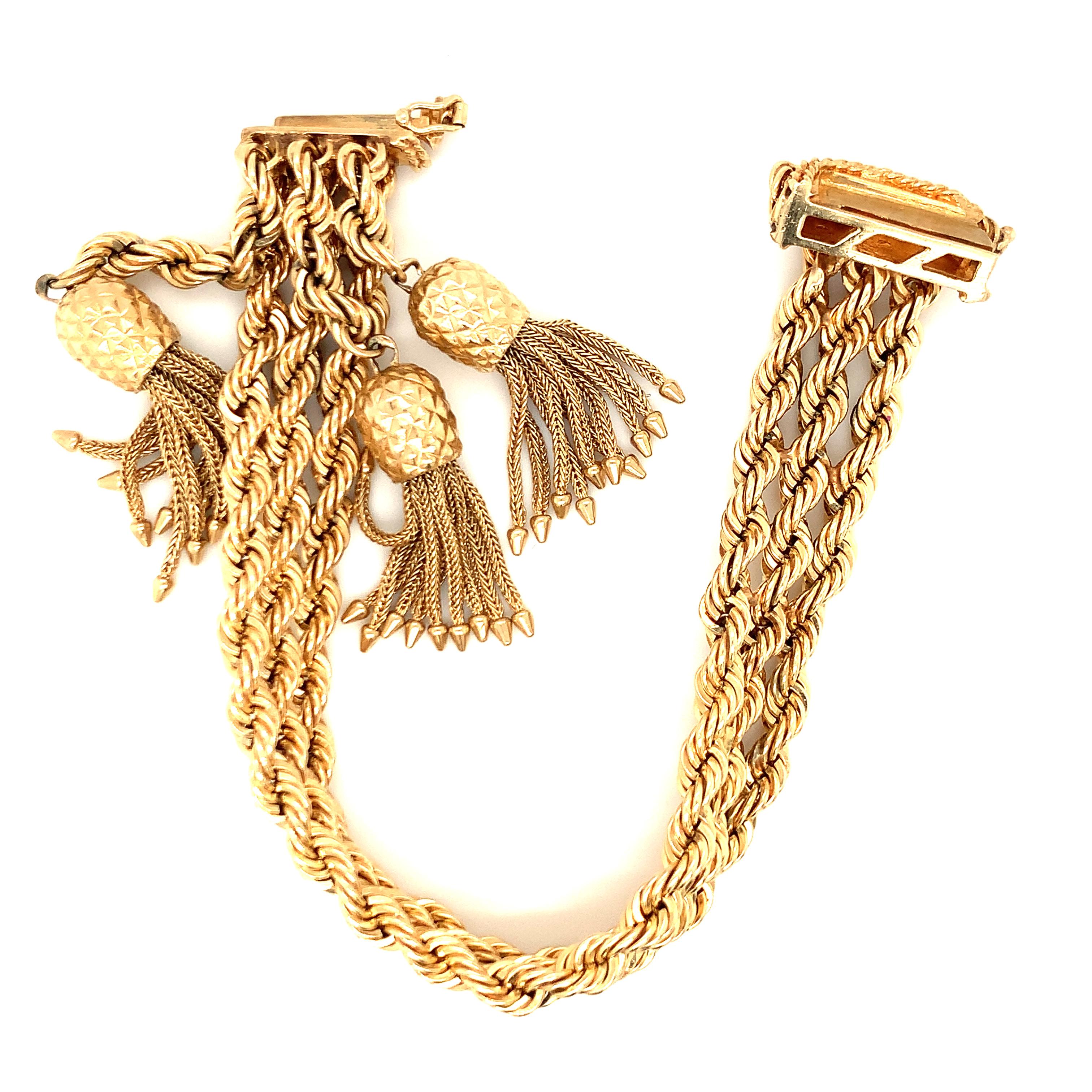 14K Yellow Gold Tassle Bracelet In Good Condition For Sale In Beverly Hills, CA
