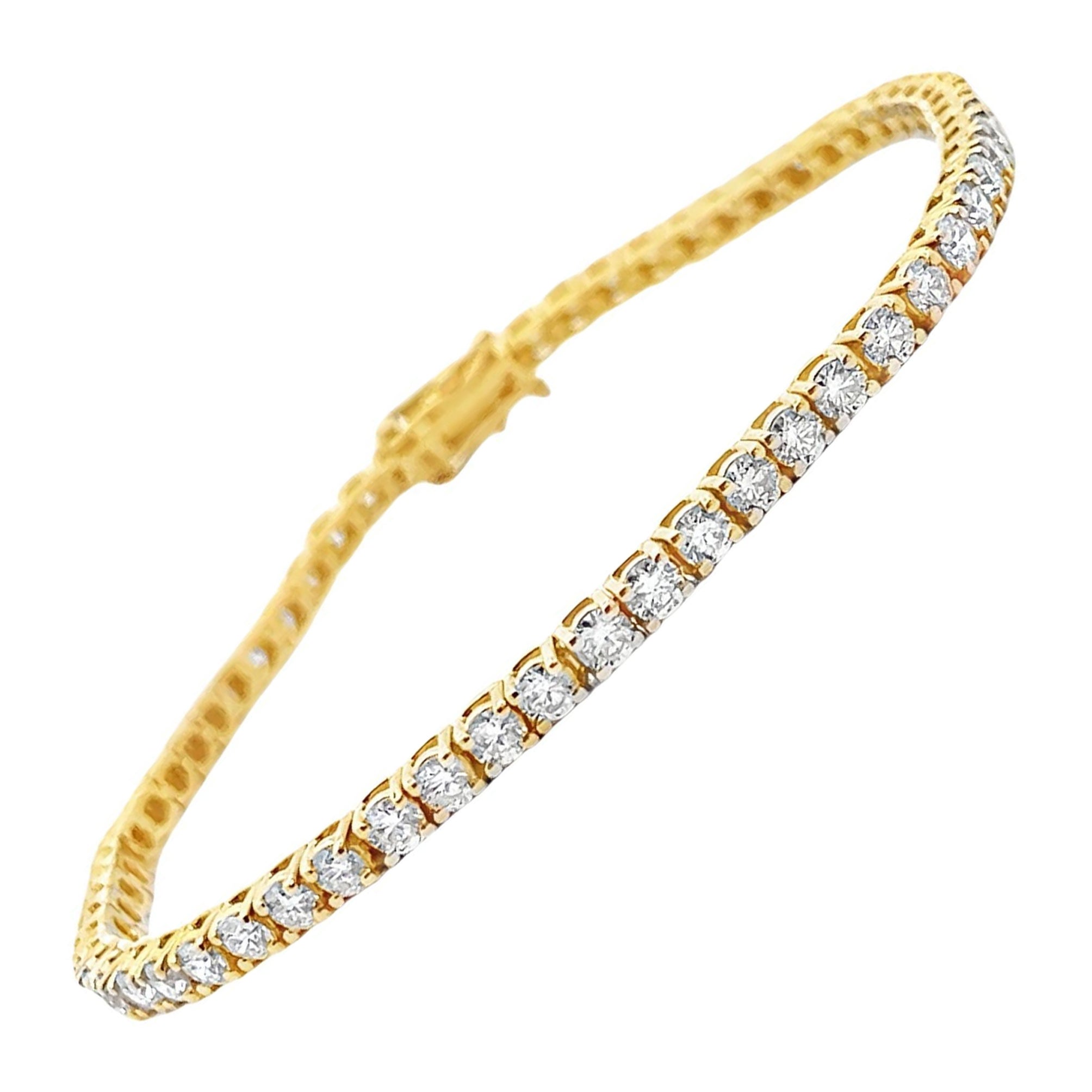 14K Yellow Gold Tennis Bracelet with 4.00 Carats Round Diamonds For Sale