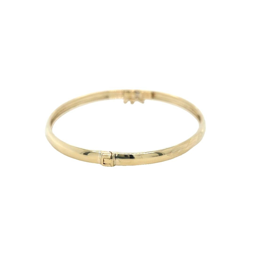 14K Yellow Gold Textured Bangle Bracelet For Sale 1