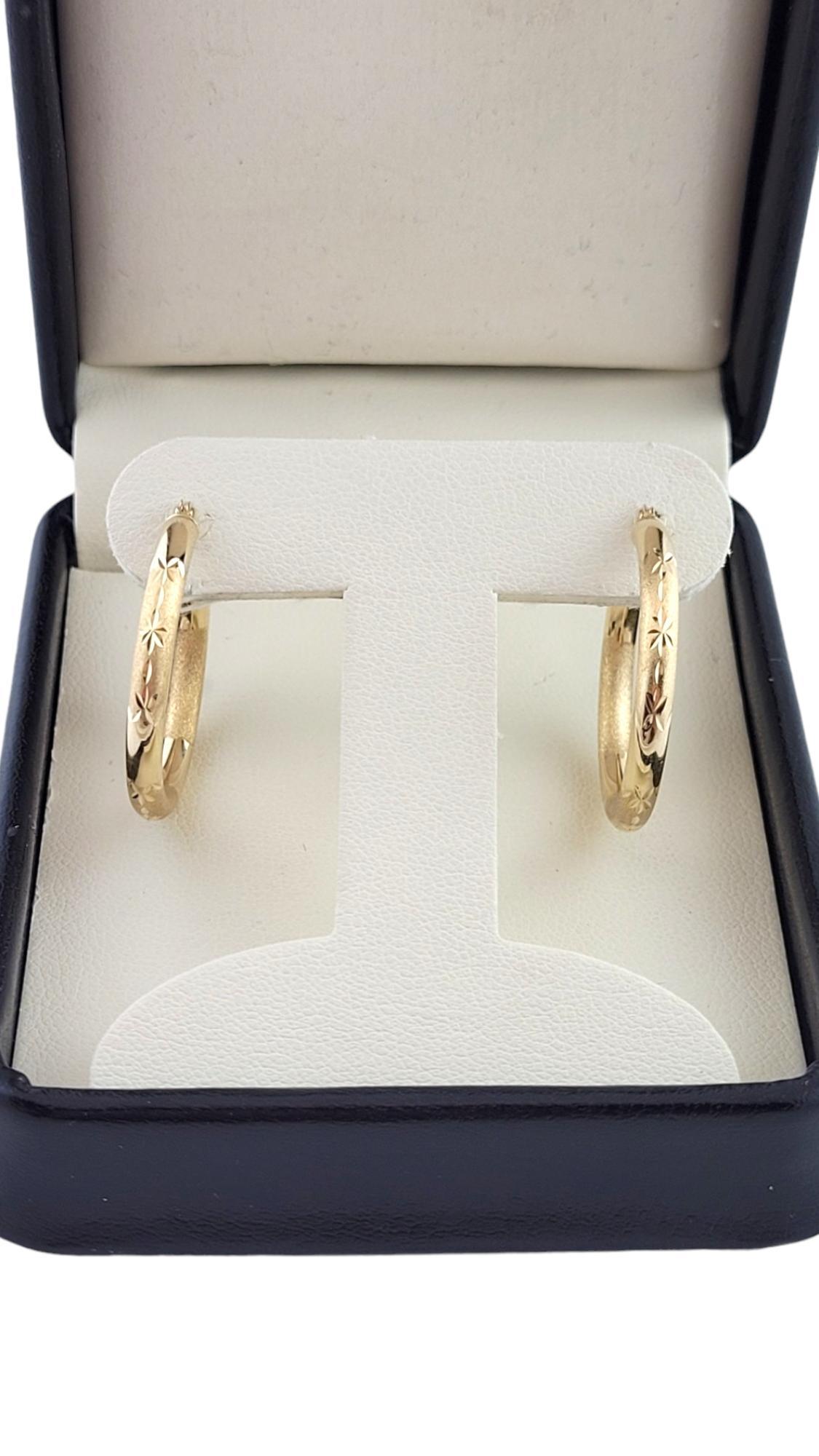 14K Yellow Gold Textured Hoop Earrings #15873 For Sale 1