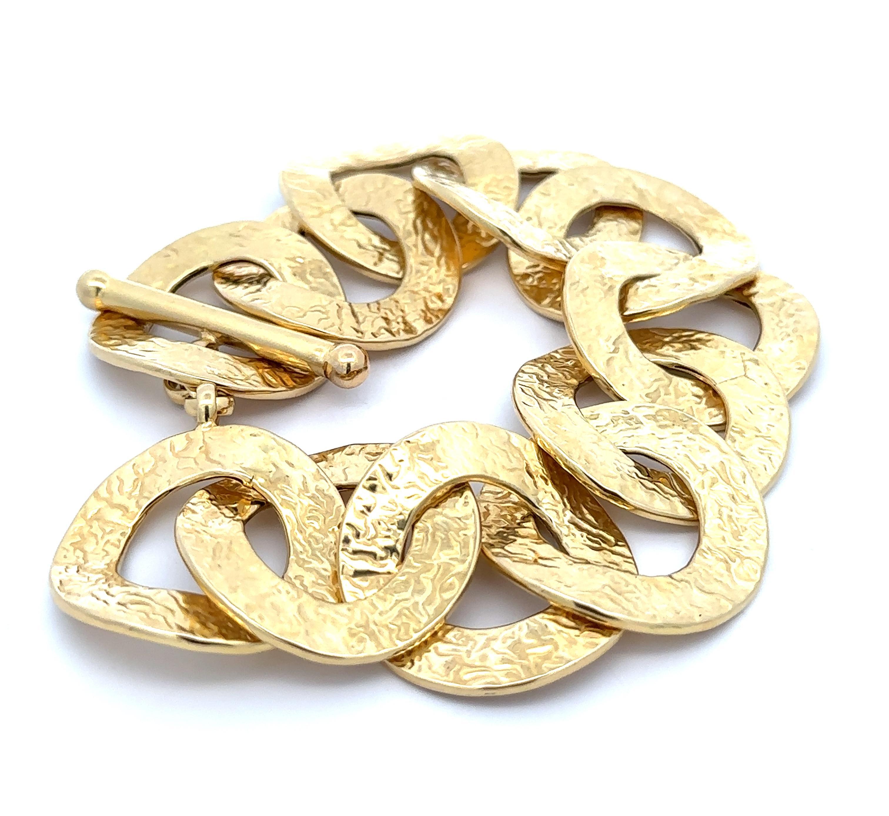 MATERIAL: Massives 14k Gelbgold - Hohle Ausführung
Gewicht: 29,03 Gramm
Kette Typ: 30,37 mm (1,19