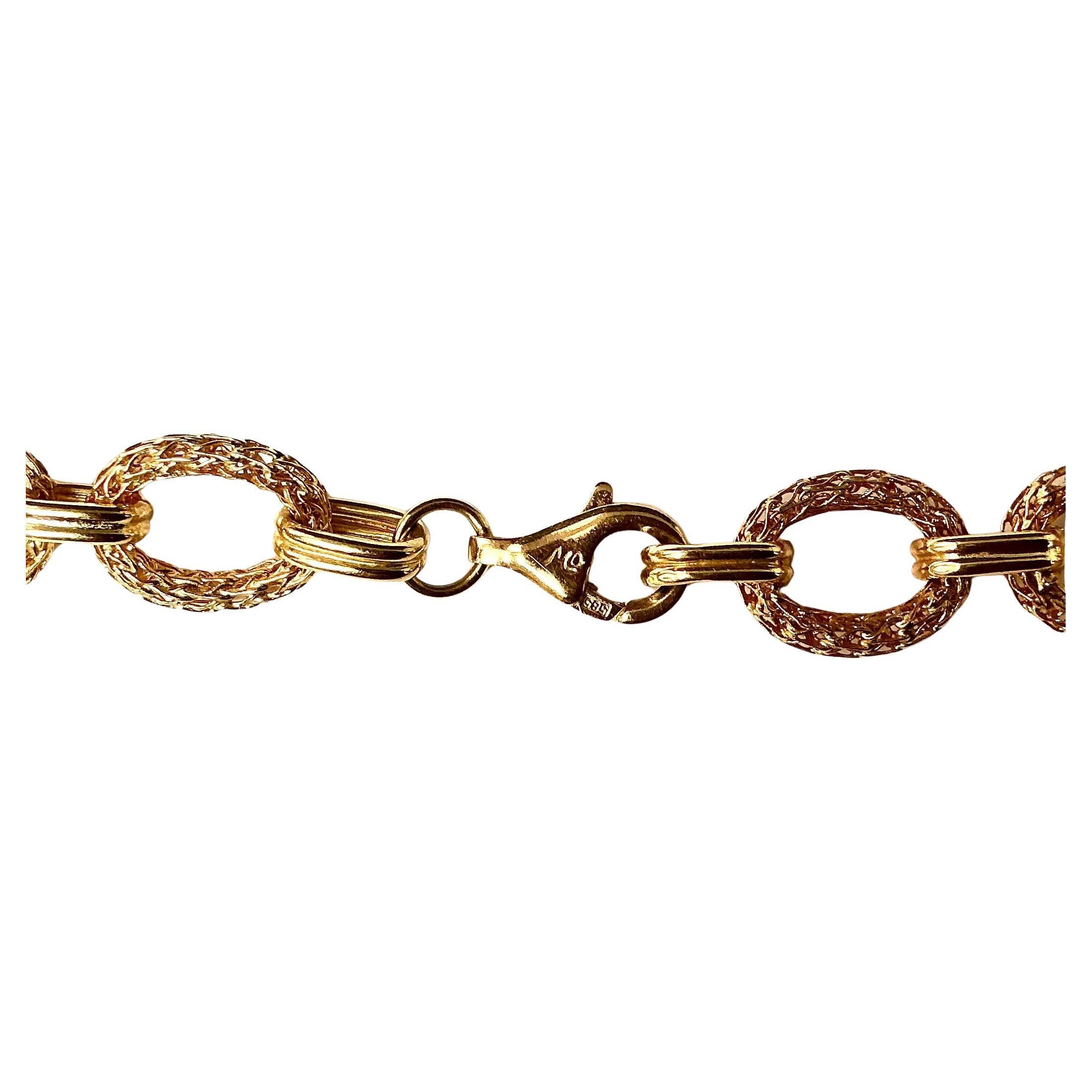 14K Yellow Gold Textured Oval Link Necklace In Good Condition For Sale In Bradenton, FL