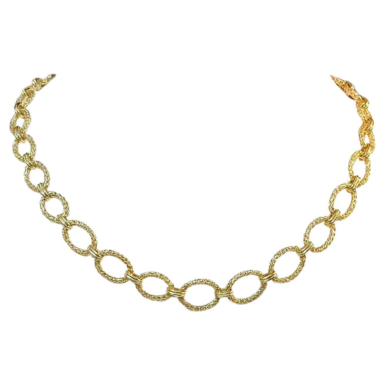 14K Yellow Gold Textured Oval Link Necklace For Sale