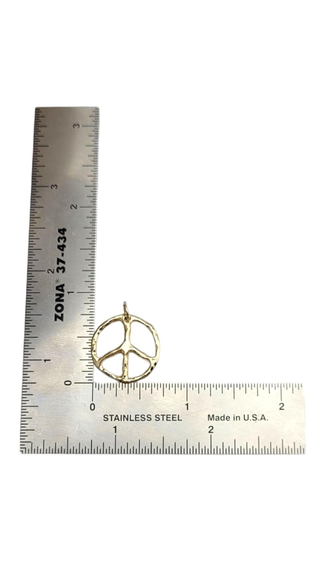 Women's 14K Yellow Gold Textured Peace Sign Charm #21056 For Sale