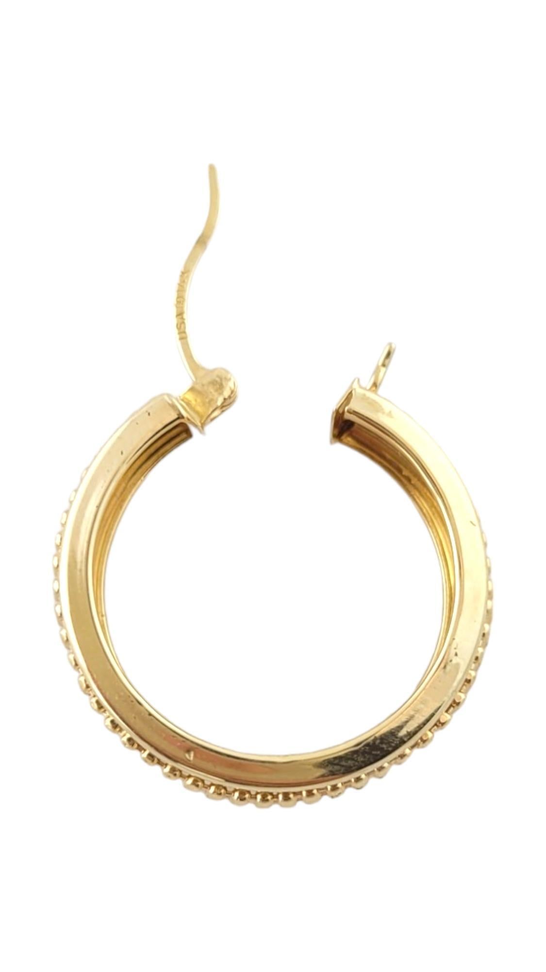 14K Yellow Gold Textured Wide Hoop Earrings #17377 In Good Condition For Sale In Washington Depot, CT