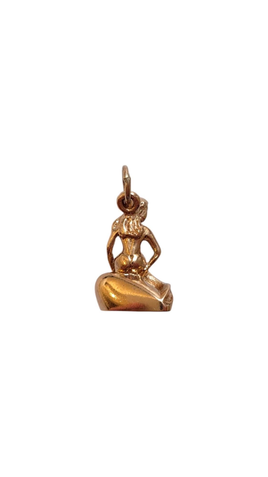 14K Yellow Gold The Little Mermaid Charm #20381 In Good Condition In Washington Depot, CT