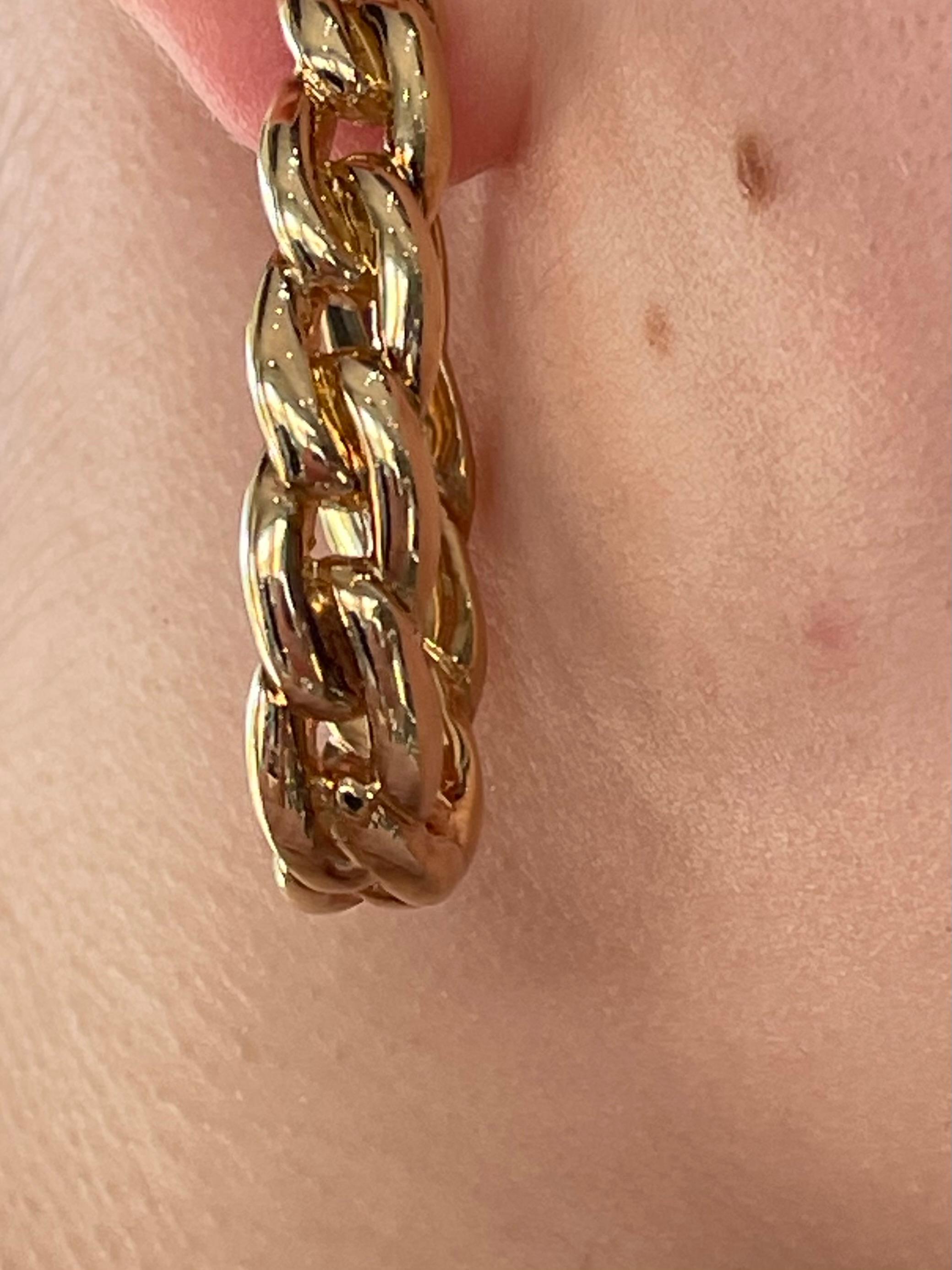 14K Yellow Gold Thick Chain Hoop Earrings  For Sale 1