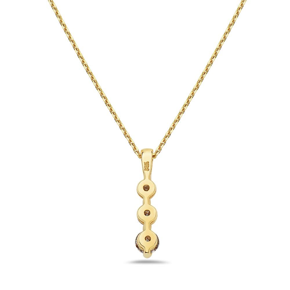 14 Karat Gelbgold Drei-Stein-Diamant-Anhänger-Halskette (Moderne) im Angebot