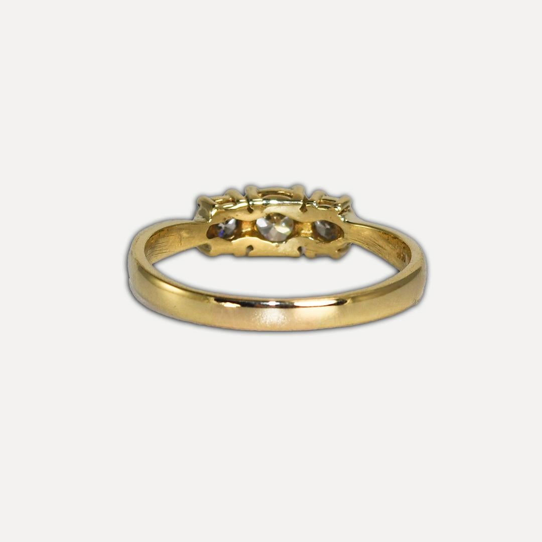 Brilliant Cut 14K Yellow Gold Three-Stone Diamond Ring 0.55 ct For Sale