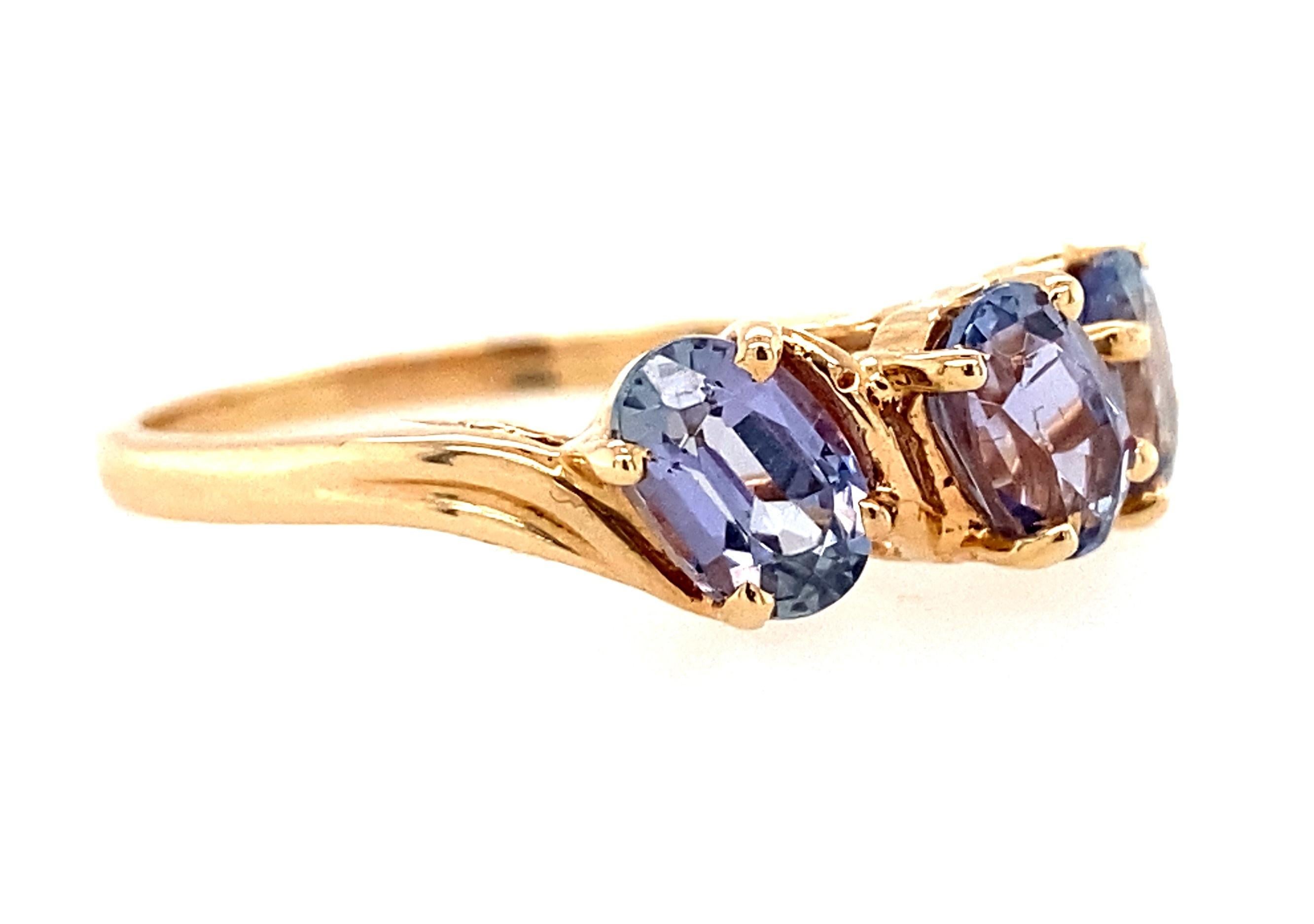 14K Yellow Gold Three Stone Tanzanite Ring December Birthstone In Good Condition For Sale In Towson, MD