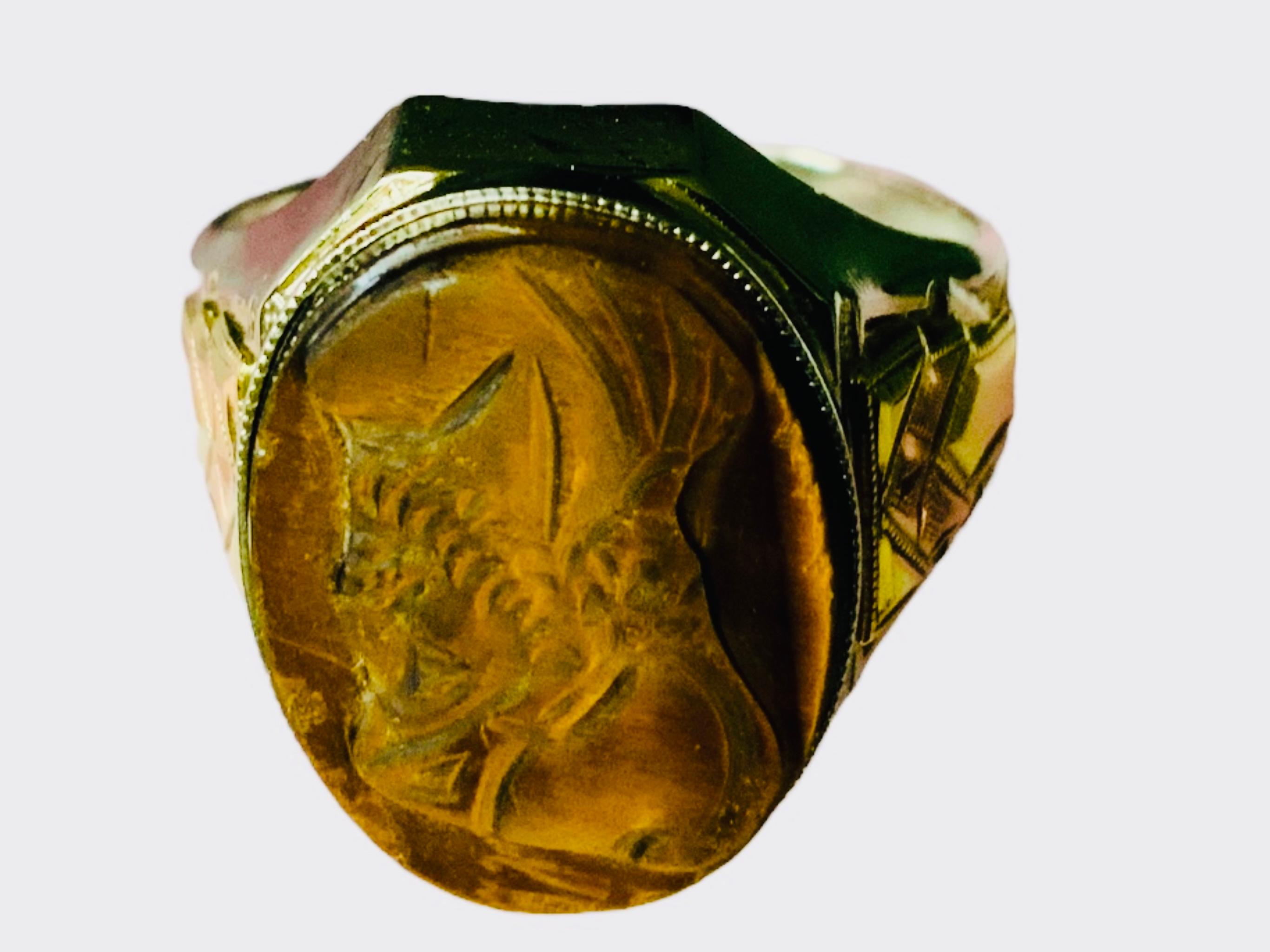 14K Yellow Gold Tiger Eye Cameo Ring For Sale 1