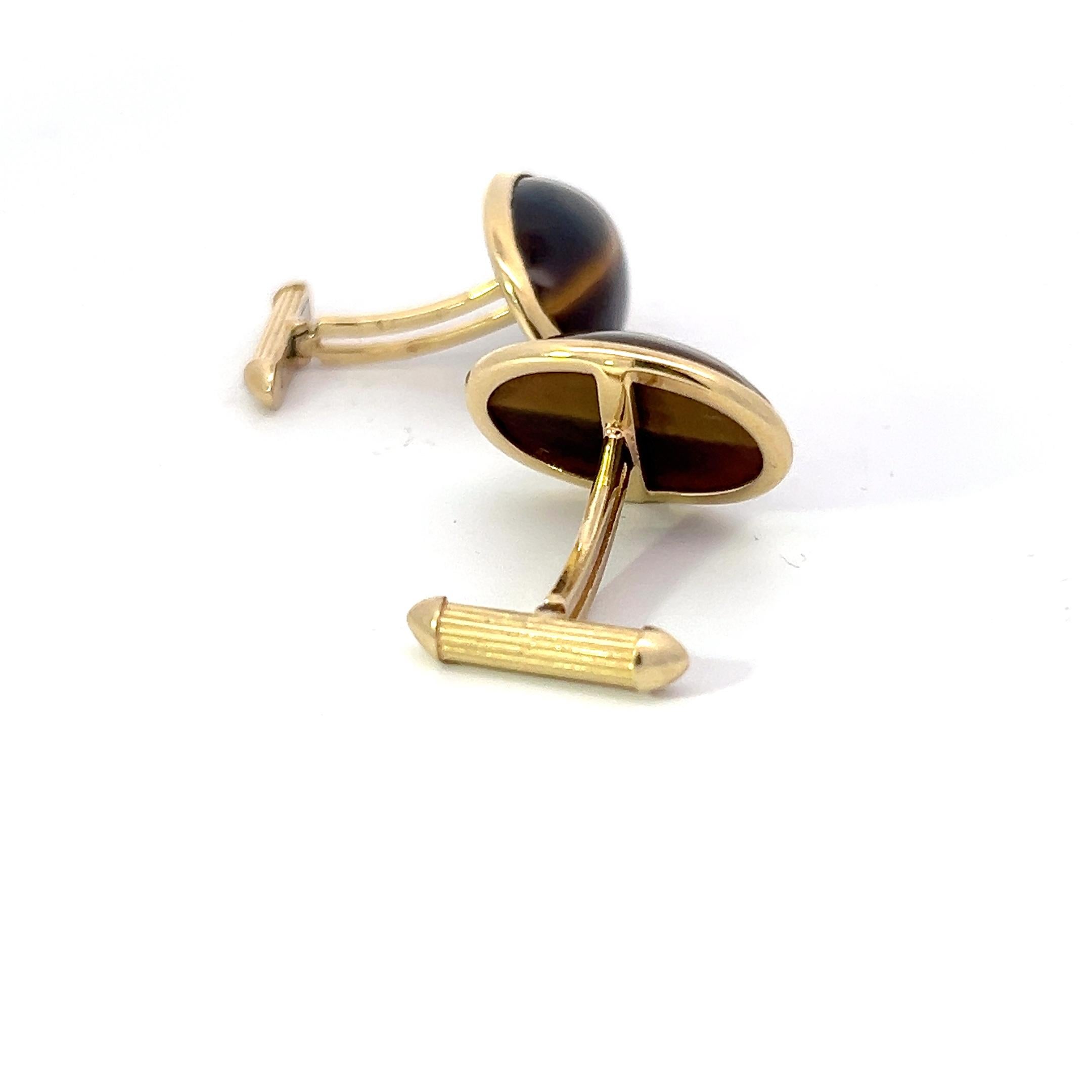 Taille cabochon Boutons de manchette Œil de tigre en or jaune 14k en vente