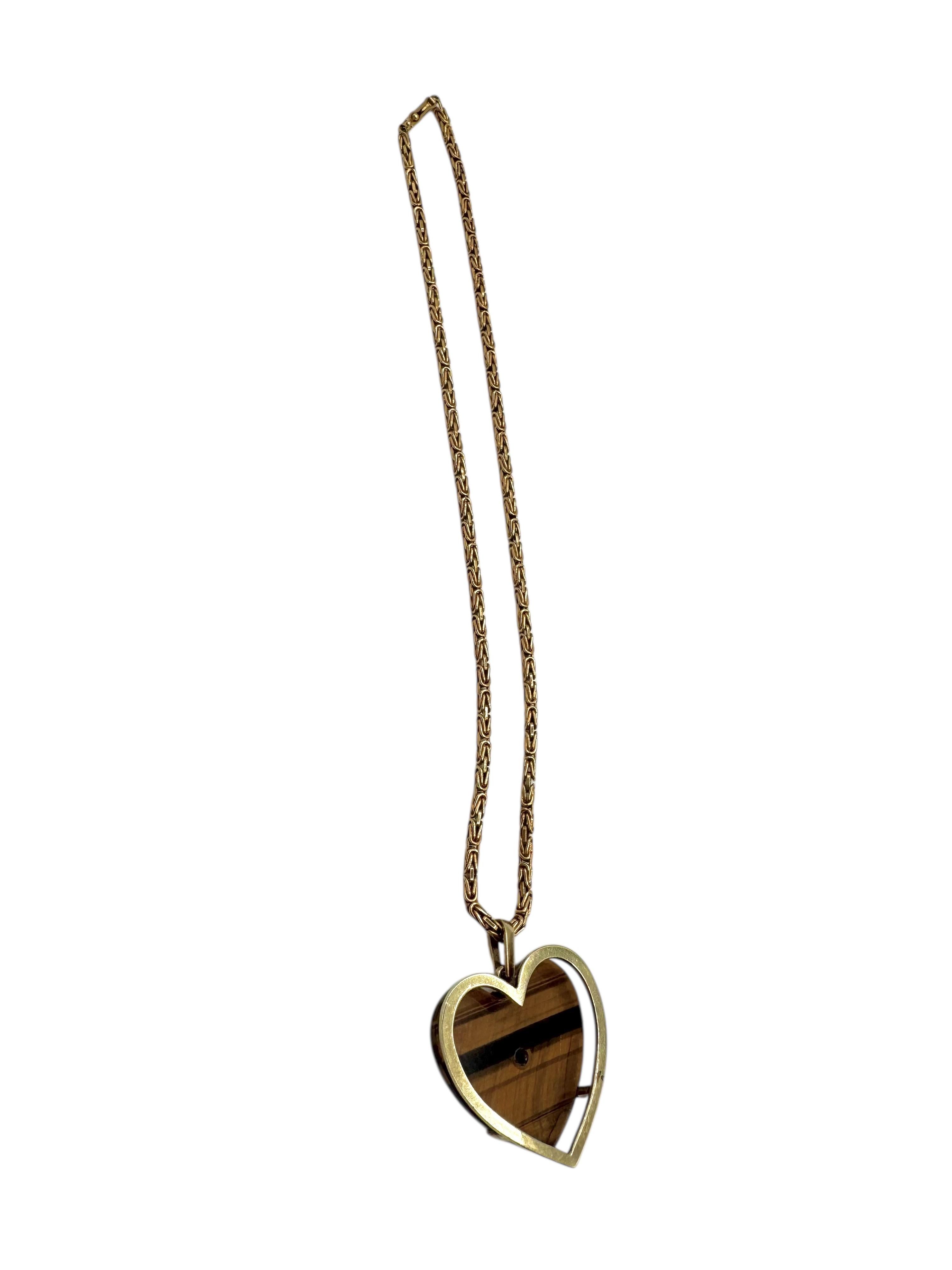 Collier en or jaune 14K en forme de coeur d'oeil de tigre avec accents de diamants en vente 2
