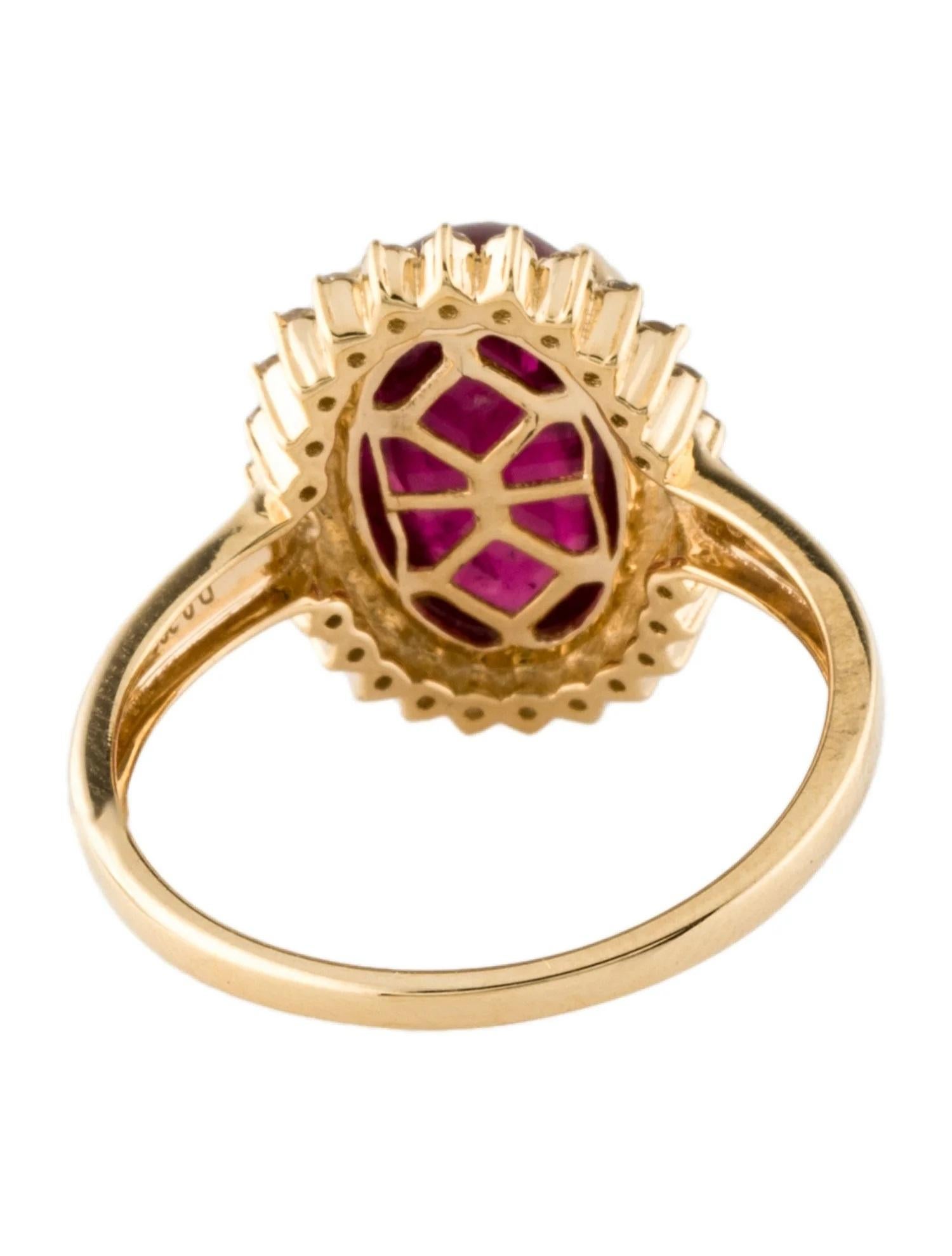 Taille ovale Bague cocktail en or jaune 14 carats, tourmaline et diamants, taille 7  Cabas tourmaline ovale en vente