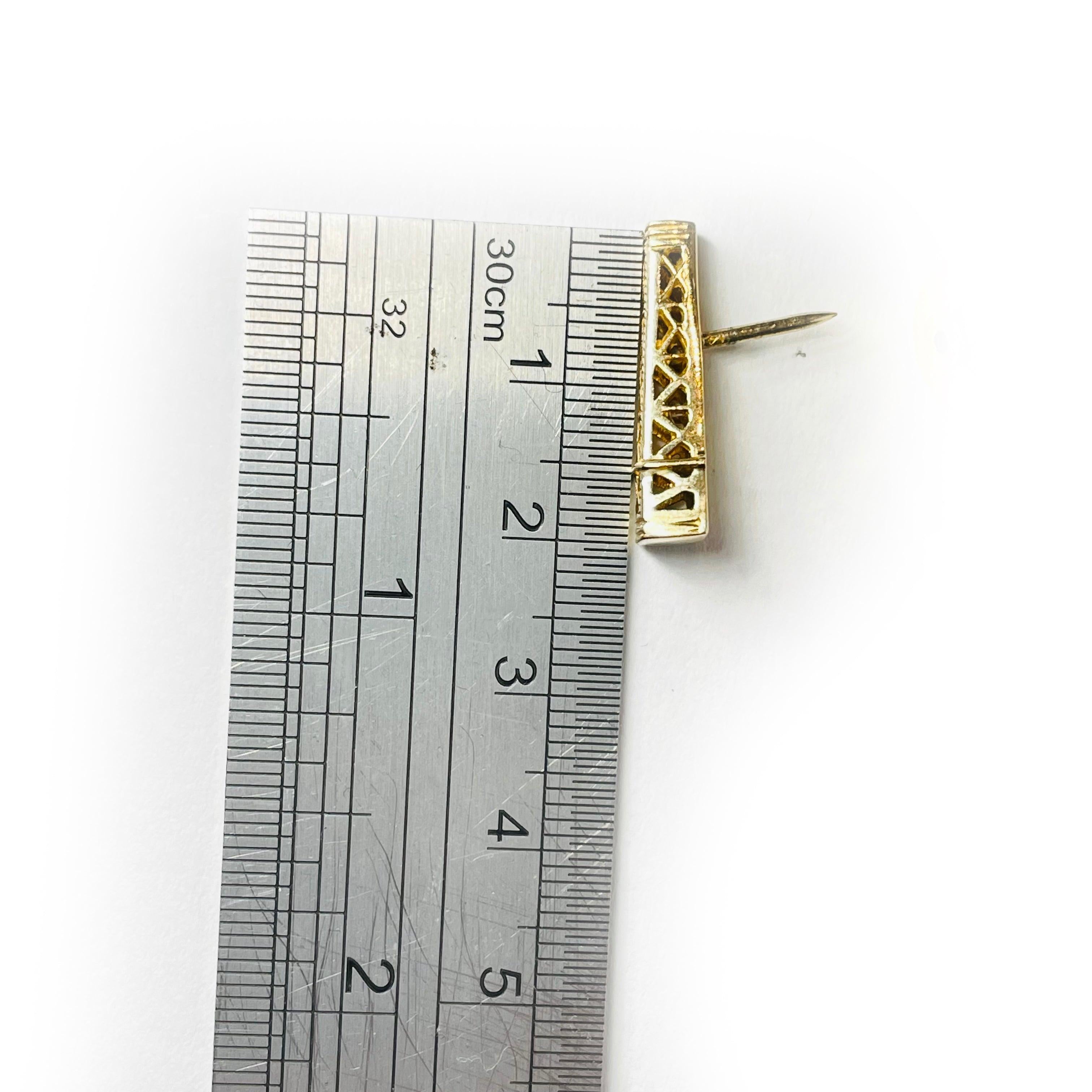 14k Yellow Gold Tower Tie Pin In Good Condition For Sale In New York, NY