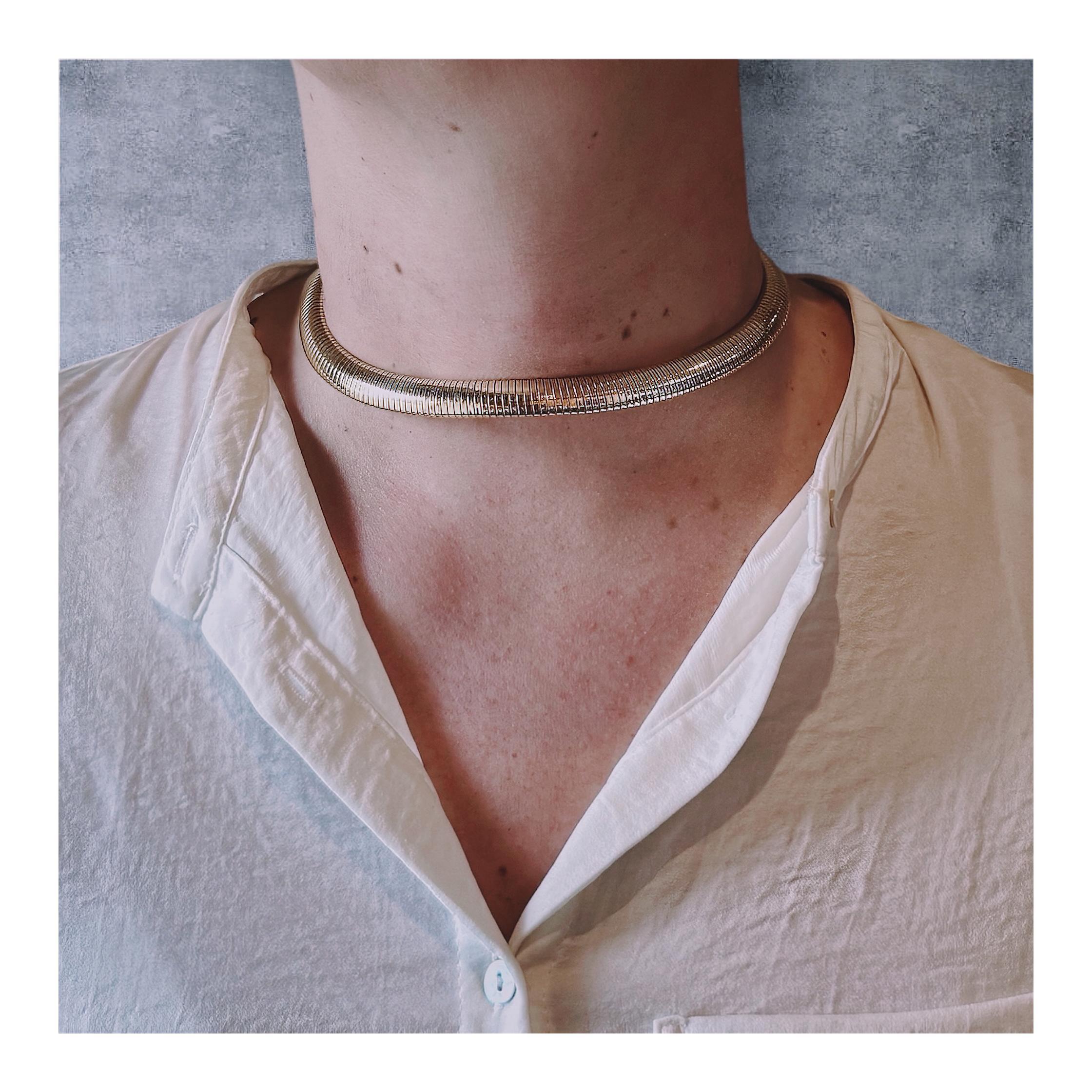 Women's 14k Yellow Gold Tubogas Necklace For Sale