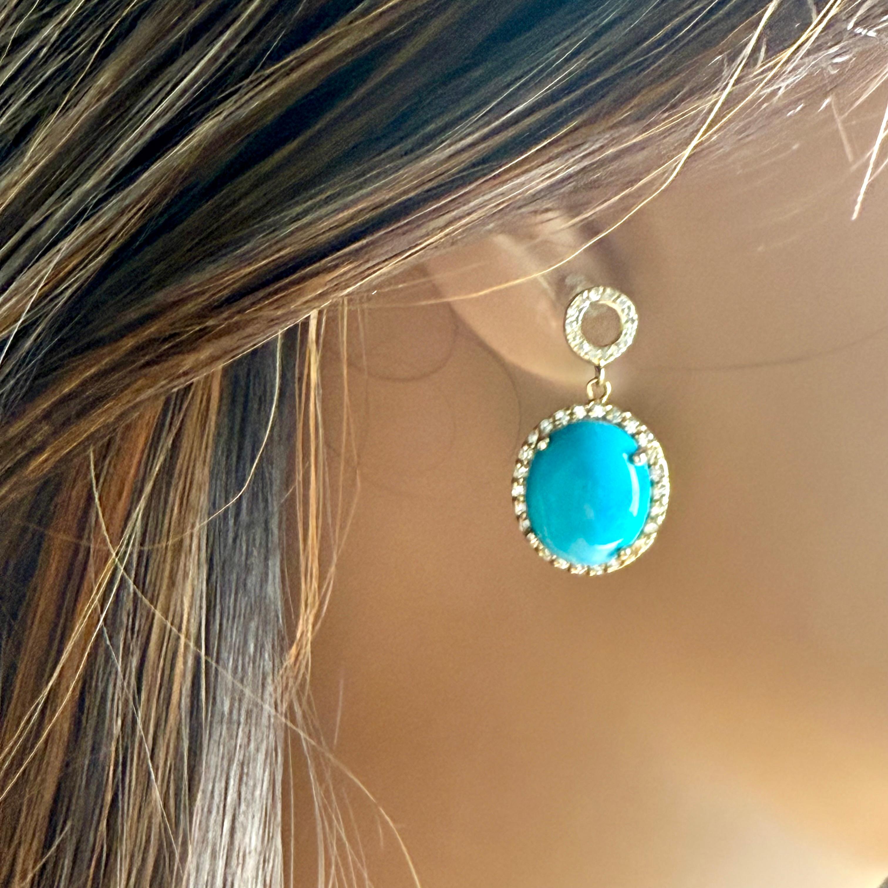 Orecchini a goccia in oro giallo 14K con turchese e diamanti Turchese 25,00 carati in vendita 2