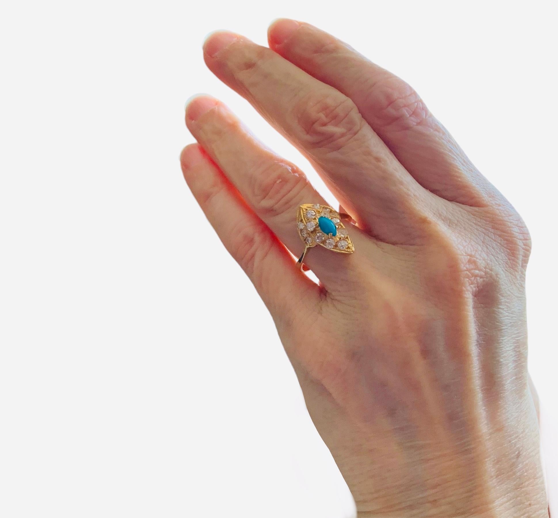 14K Yellow  Gold Turquoise Sapphires Cocktail Ring For Sale 4