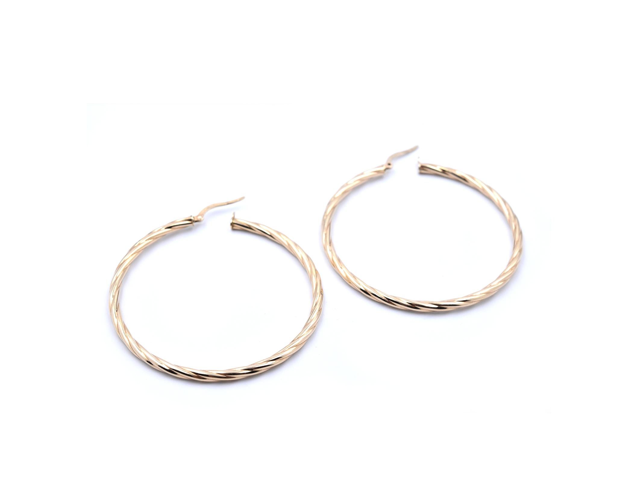 14 Karat Yellow Gold Twist Hoop Earrings In Excellent Condition In Scottsdale, AZ