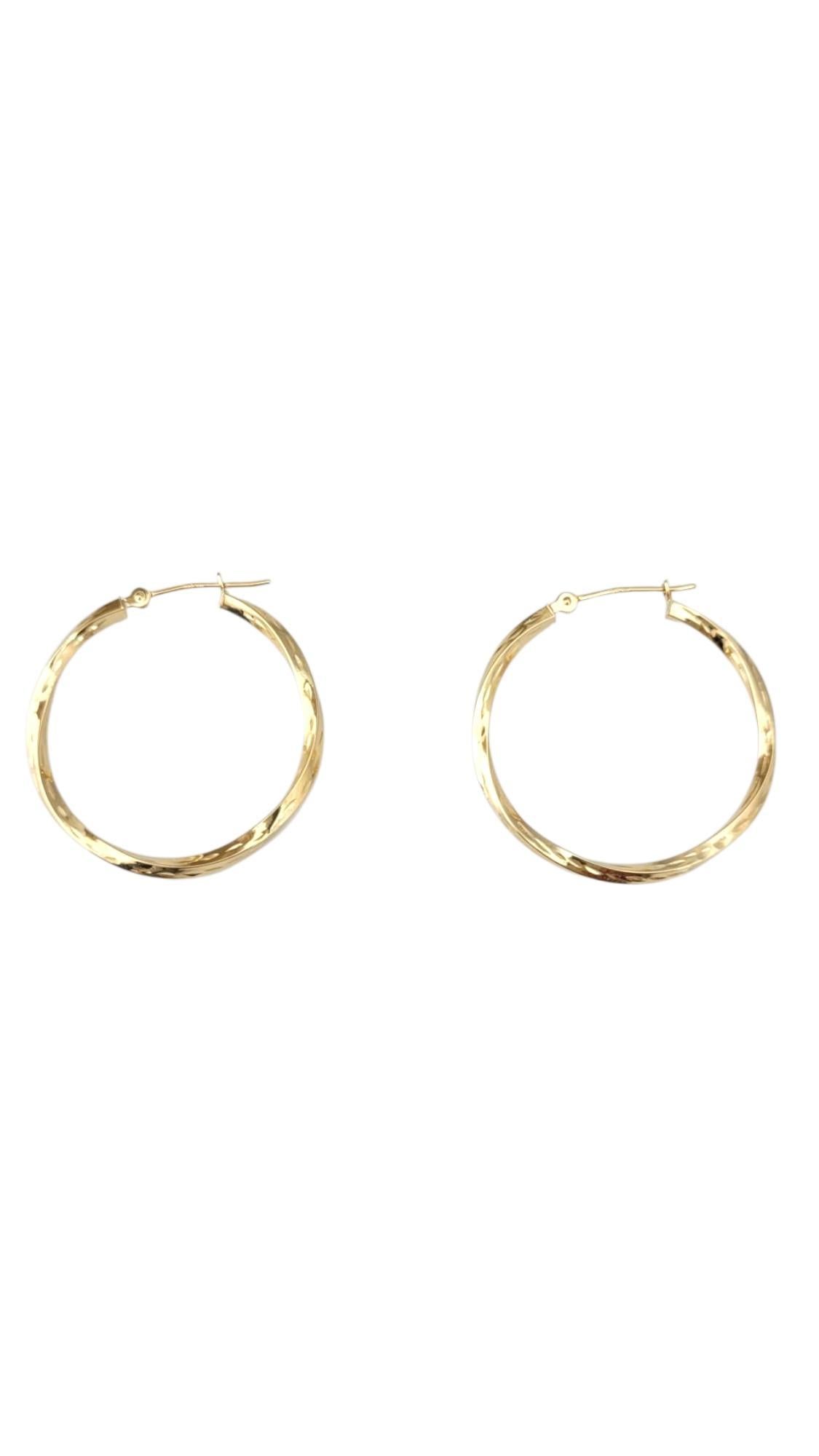14K Yellow Gold Twisted Hoop Earrings #21714 im Angebot