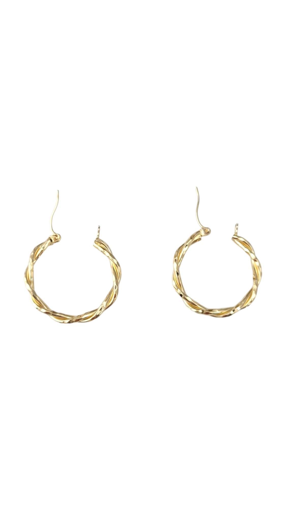 14K Yellow Gold Twisted Hoop Earrings #21739 In Good Condition For Sale In Washington Depot, CT