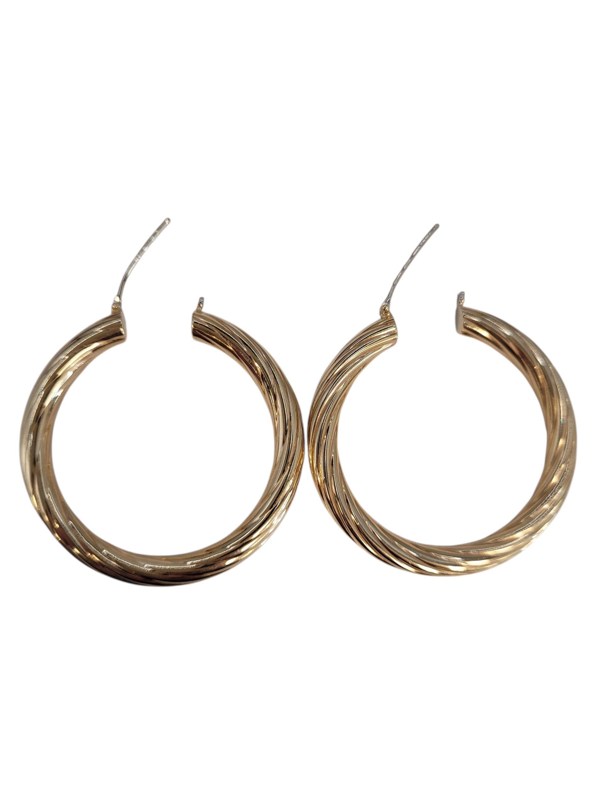 14k Yellow Gold Twisted Hoop Earrings #23204