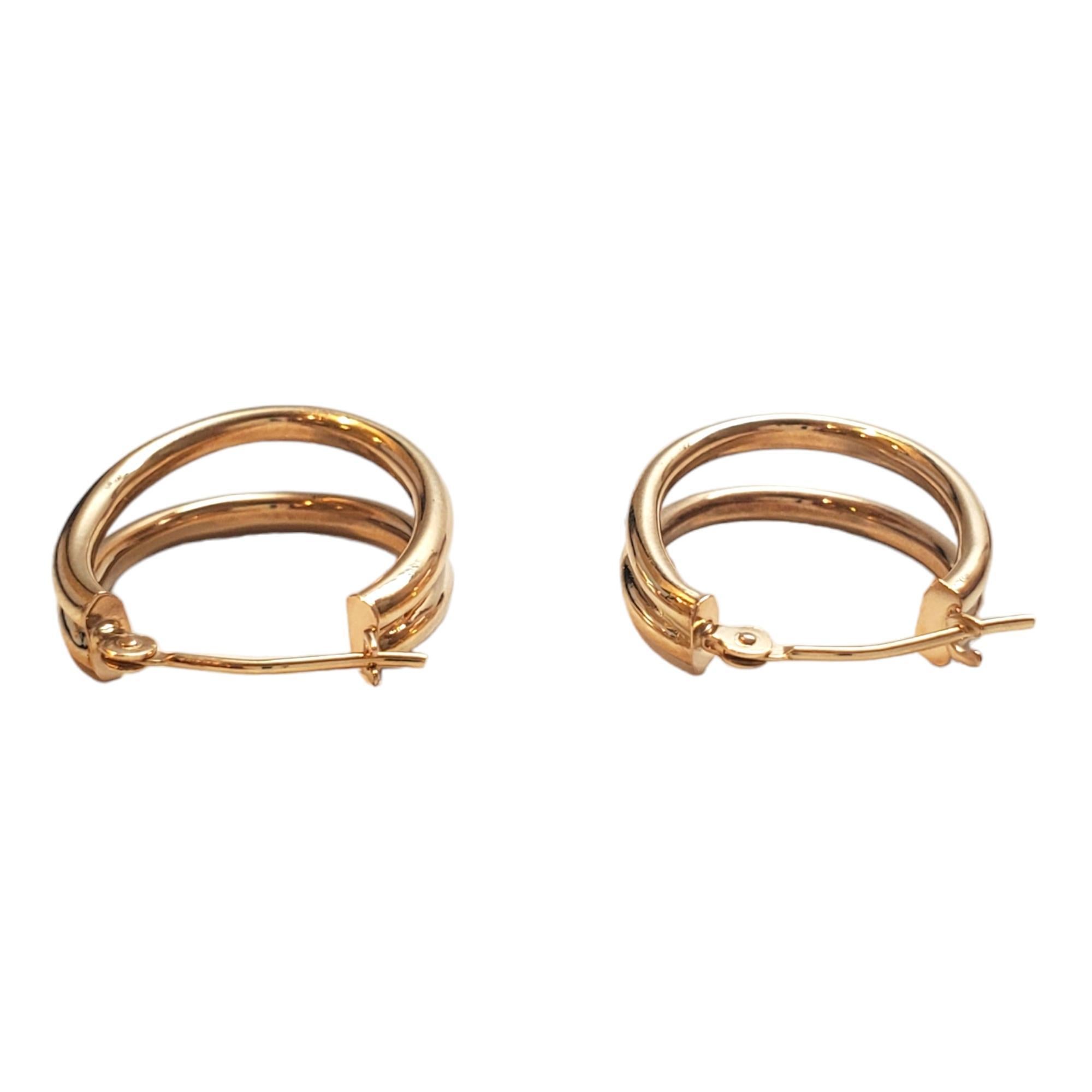 Créoles à deux rangs en or jaune 14 carats n°17946 Bon état - En vente à Washington Depot, CT