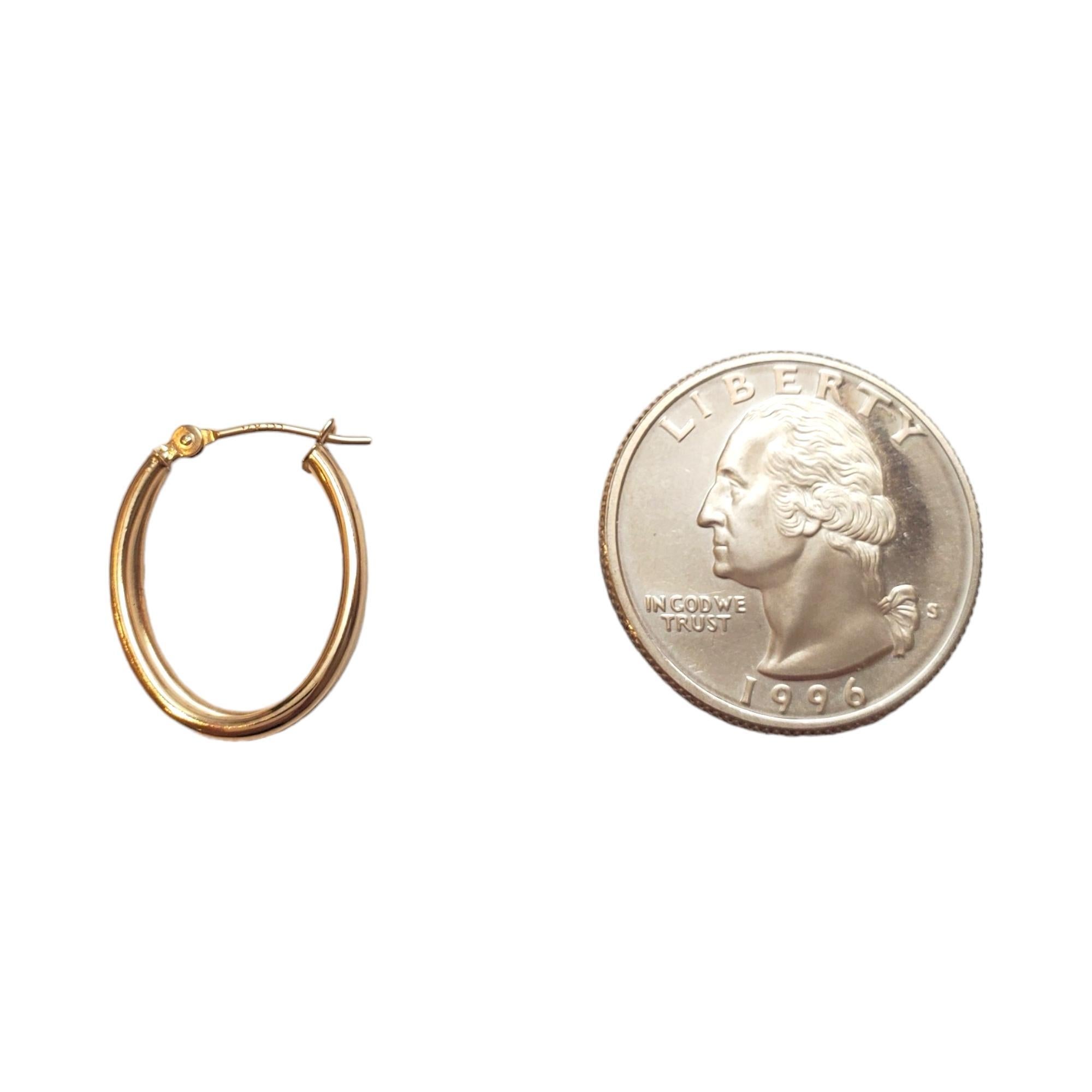 Créoles à deux rangs en or jaune 14 carats n°17946 en vente 4