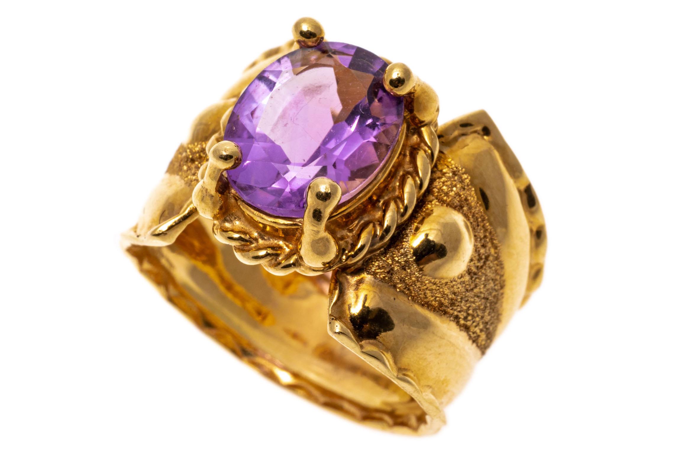 14k Yellow Gold Ultra Wide Decorative Oval Amethyst Ring For Sale 2
